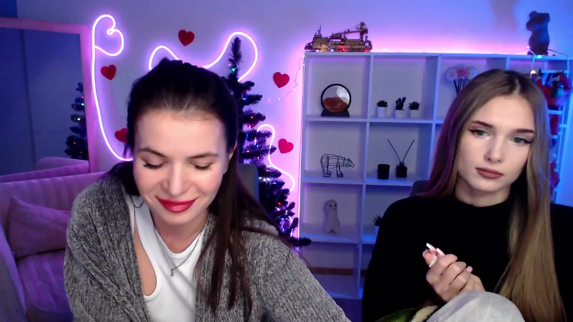 Gallery image thumbnail from Sirela's myfreecams stream on, 01/14/2026, 17:49 image 7 of 20