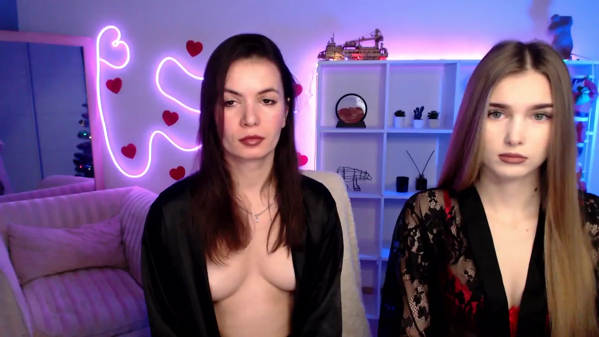 Gallery image thumbnail from Sirela's myfreecams stream on, 01/15/2026, 10:19 image 15 of 20