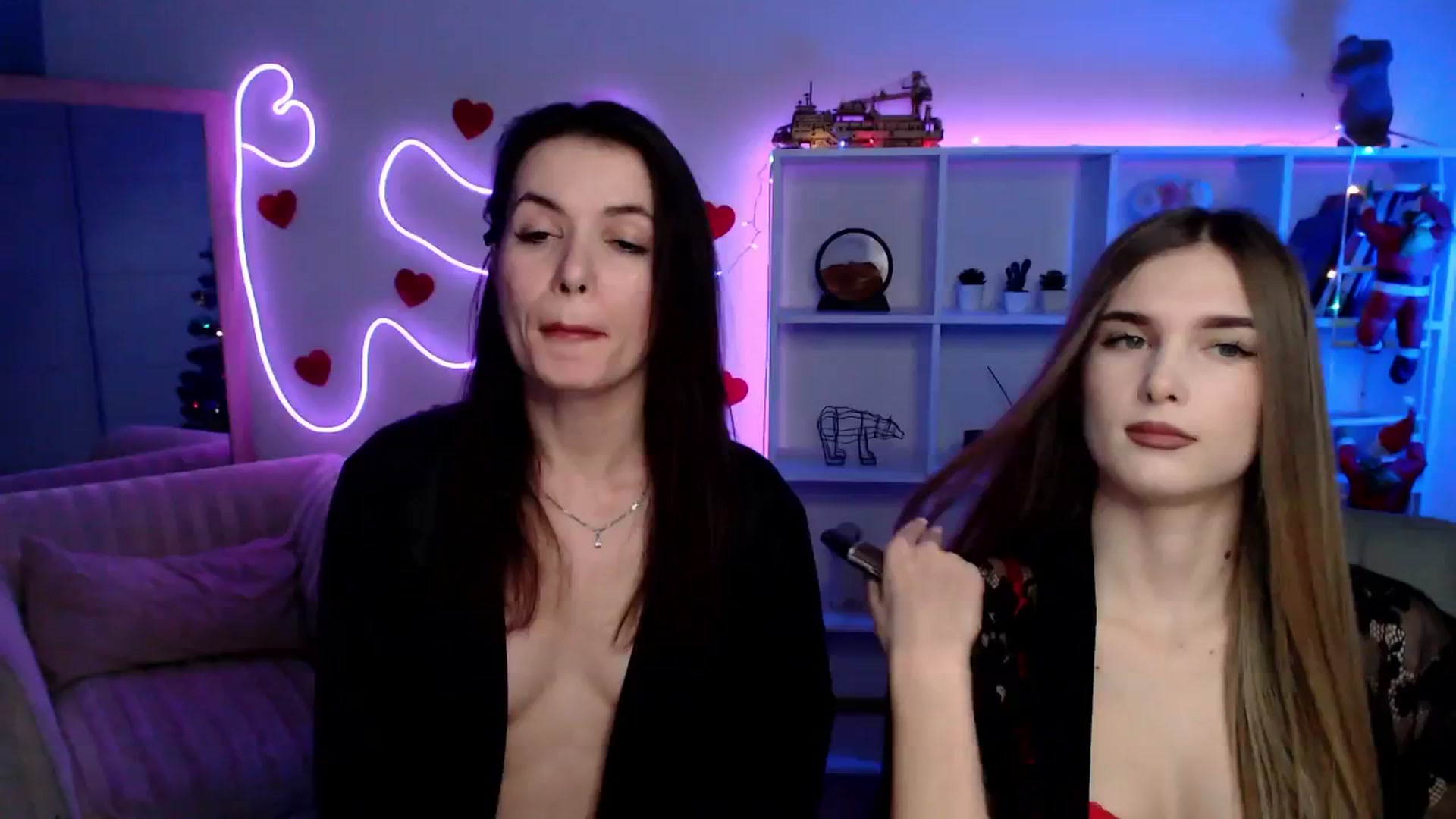 Gallery image thumbnail from Sirela's myfreecams stream on, 01/15/2026, 13:16 image 17 of 20