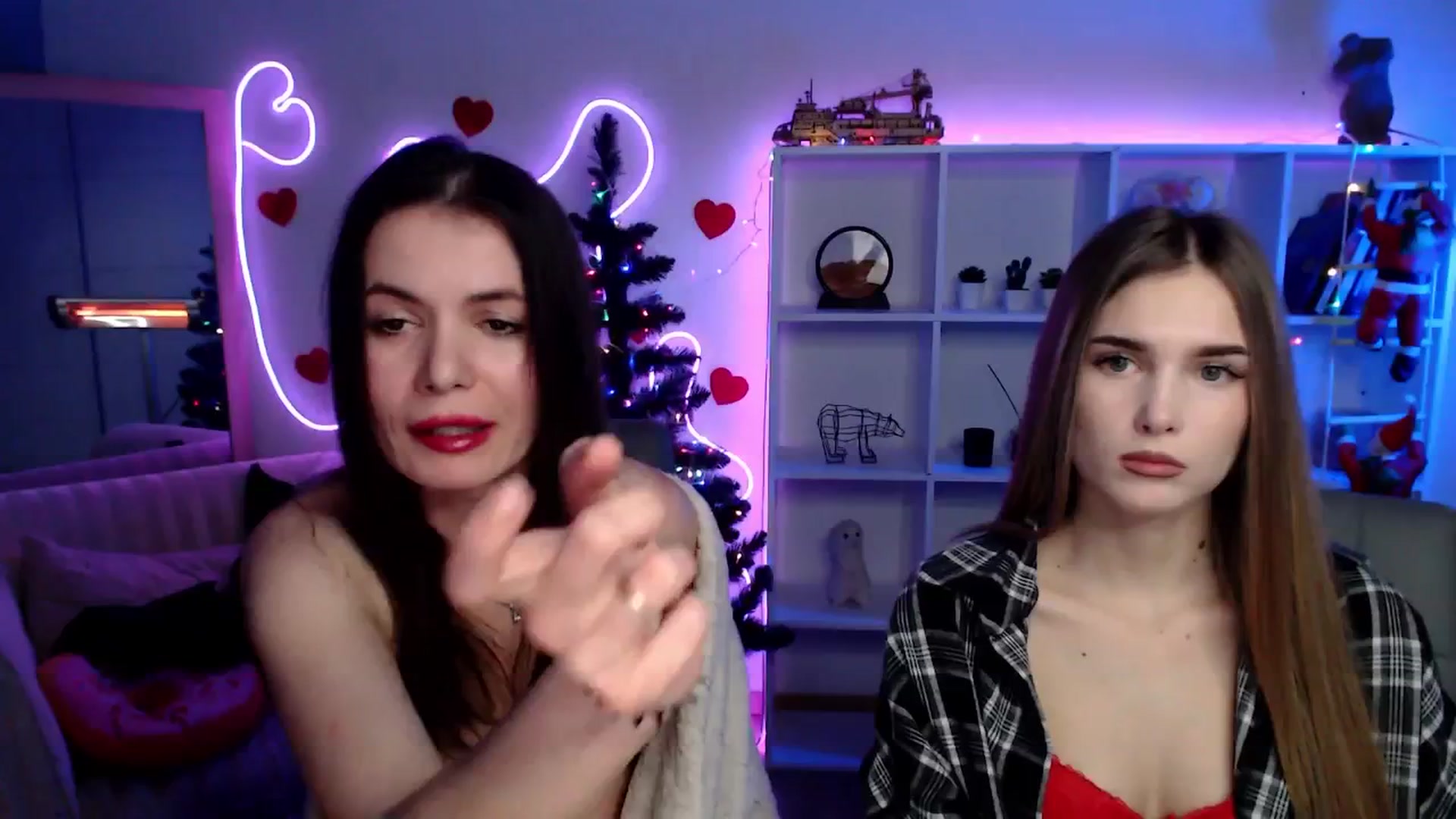 Gallery image thumbnail from Sirela's myfreecams stream on, 01/15/2026, 16:08 image 10 of 20