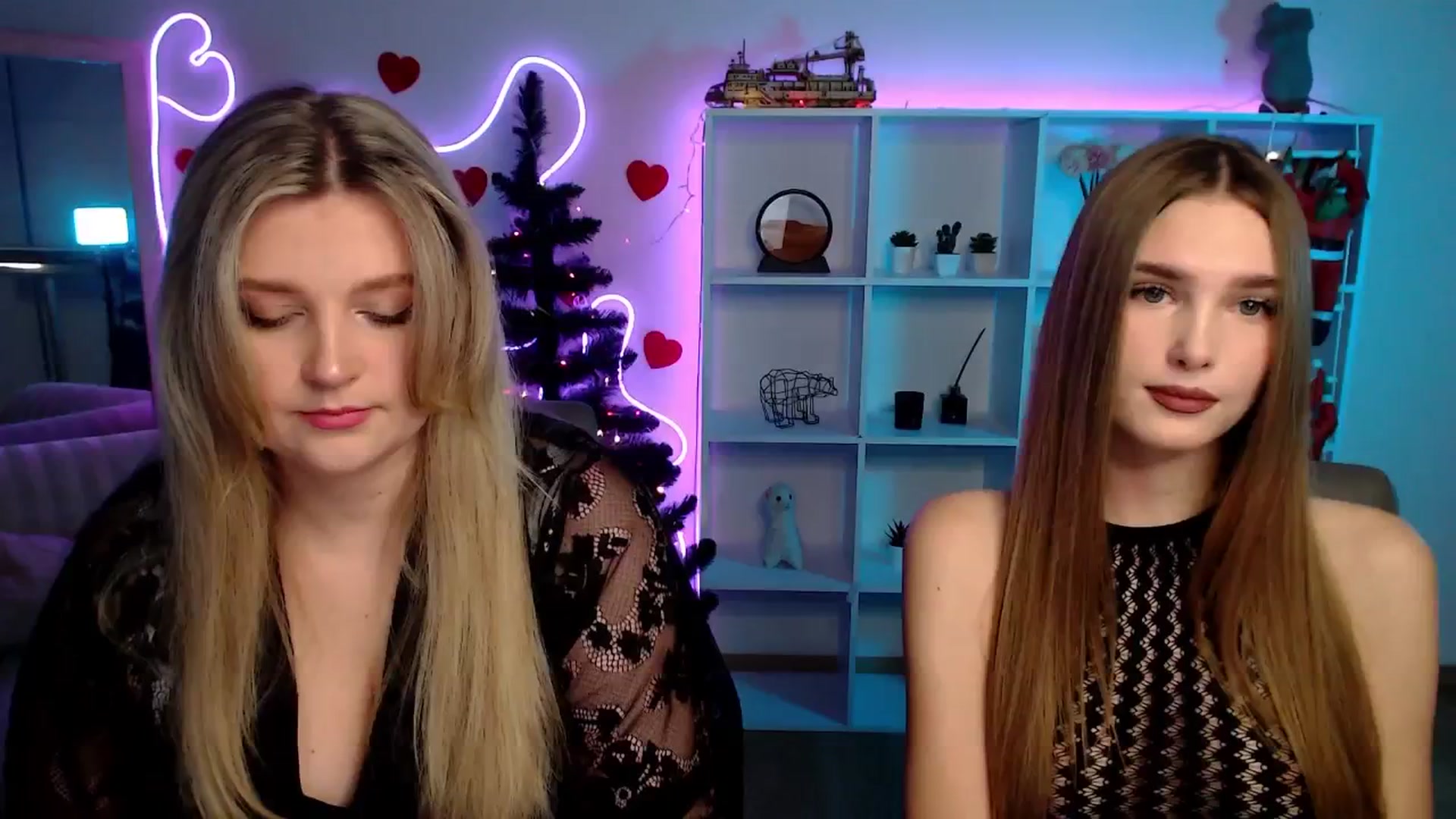 Gallery image thumbnail from Sirela's myfreecams stream on, 01/20/2026, 11:11 image 11 of 20