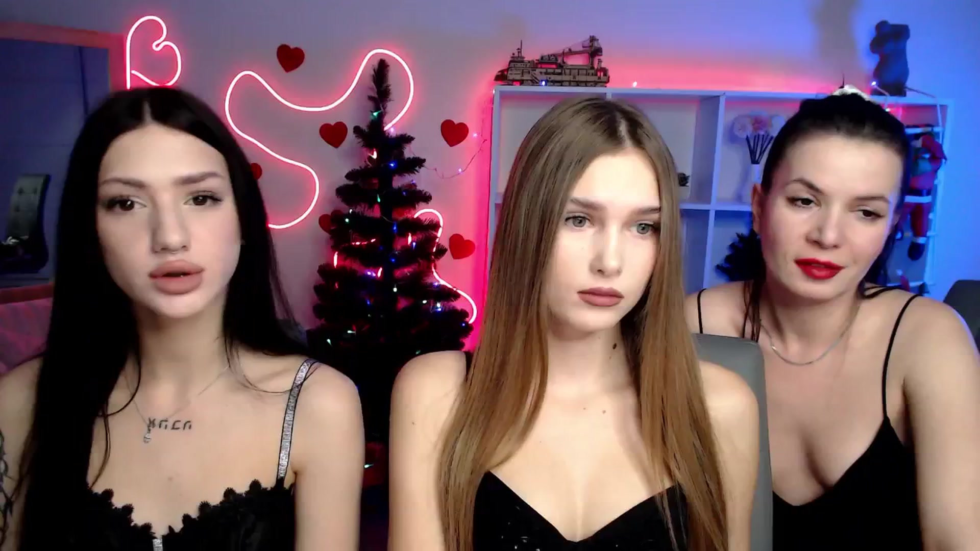 Gallery image thumbnail from Sirela's myfreecams stream on, 01/21/2026, 11:00 image 11 of 20