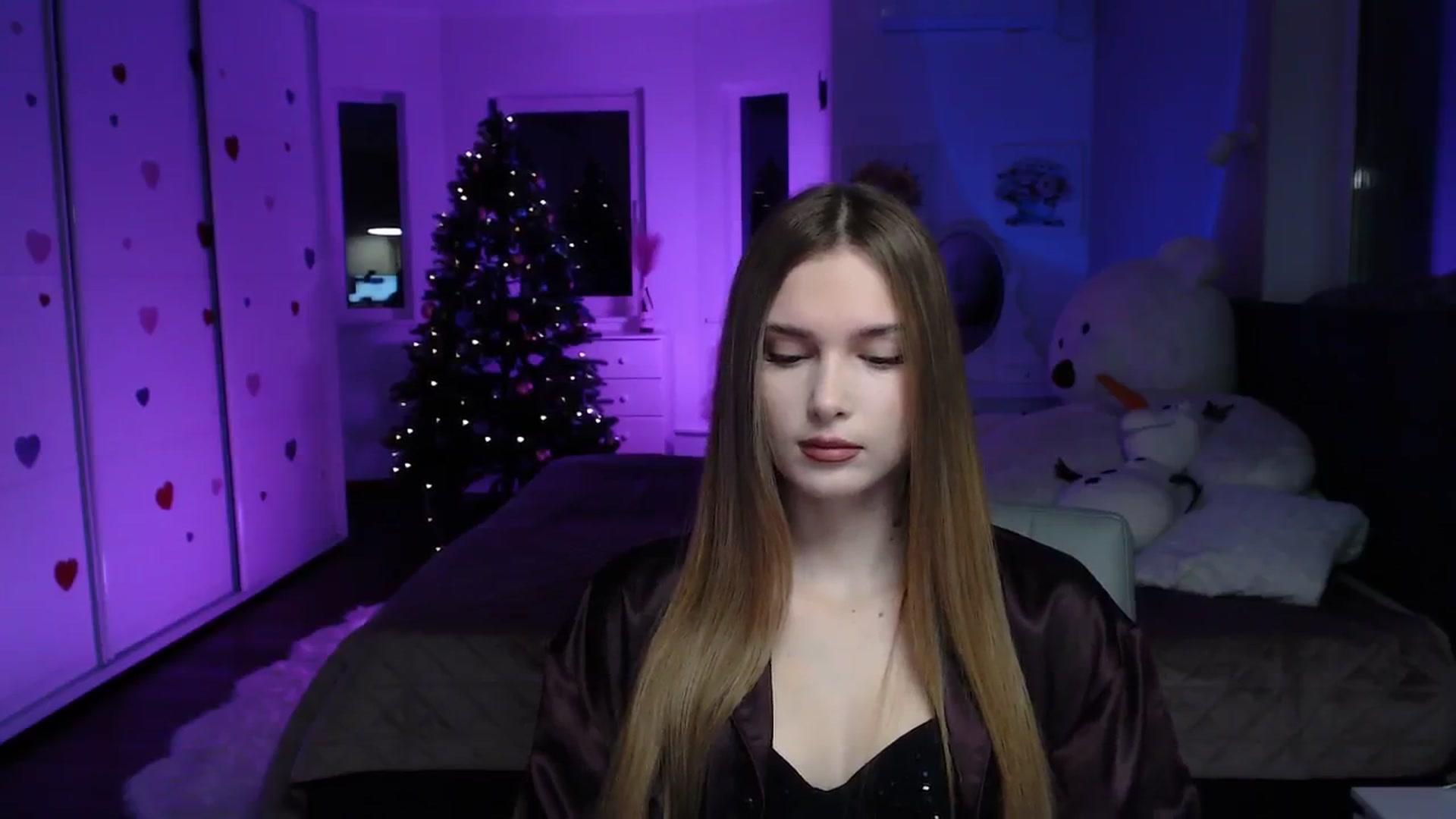 Gallery image thumbnail from Sirela's myfreecams stream on, 01/21/2026, 12:23 image 2 of 20