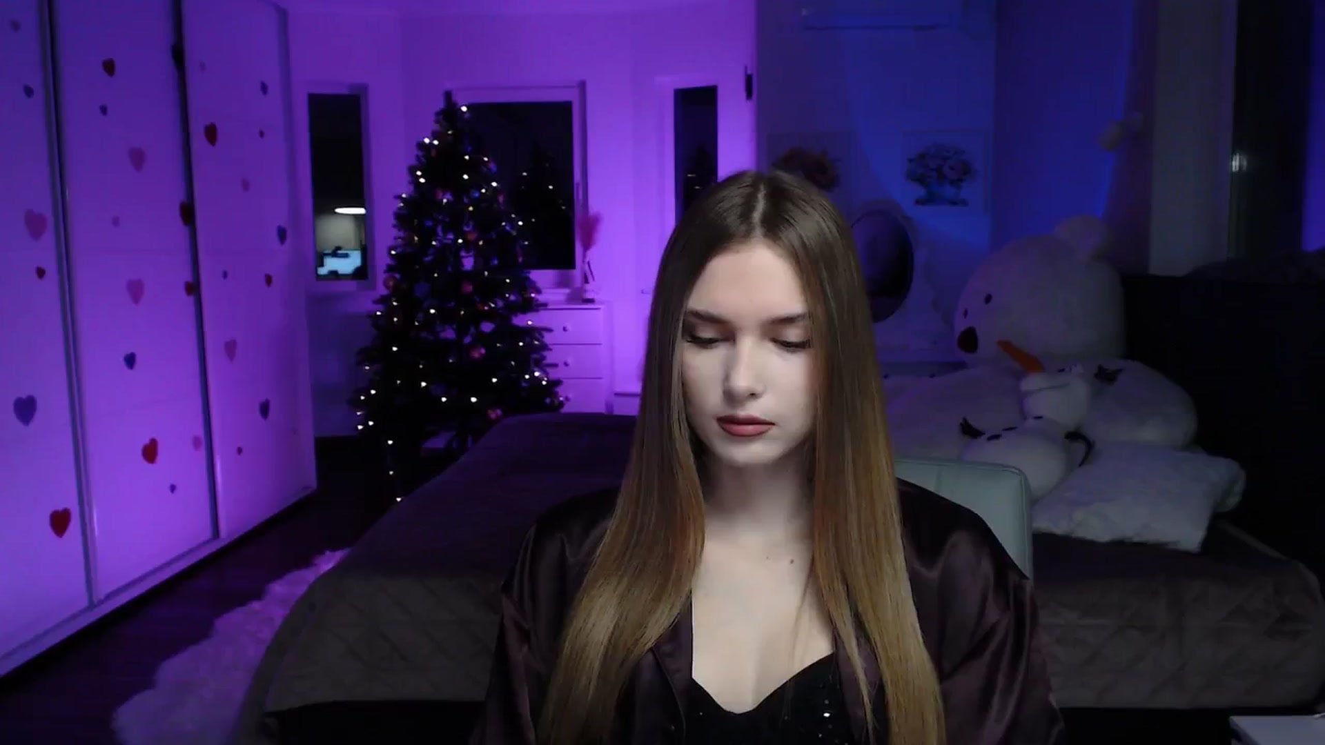 Gallery image thumbnail from Sirela's myfreecams stream on, 01/21/2026, 12:23 image 1 of 20