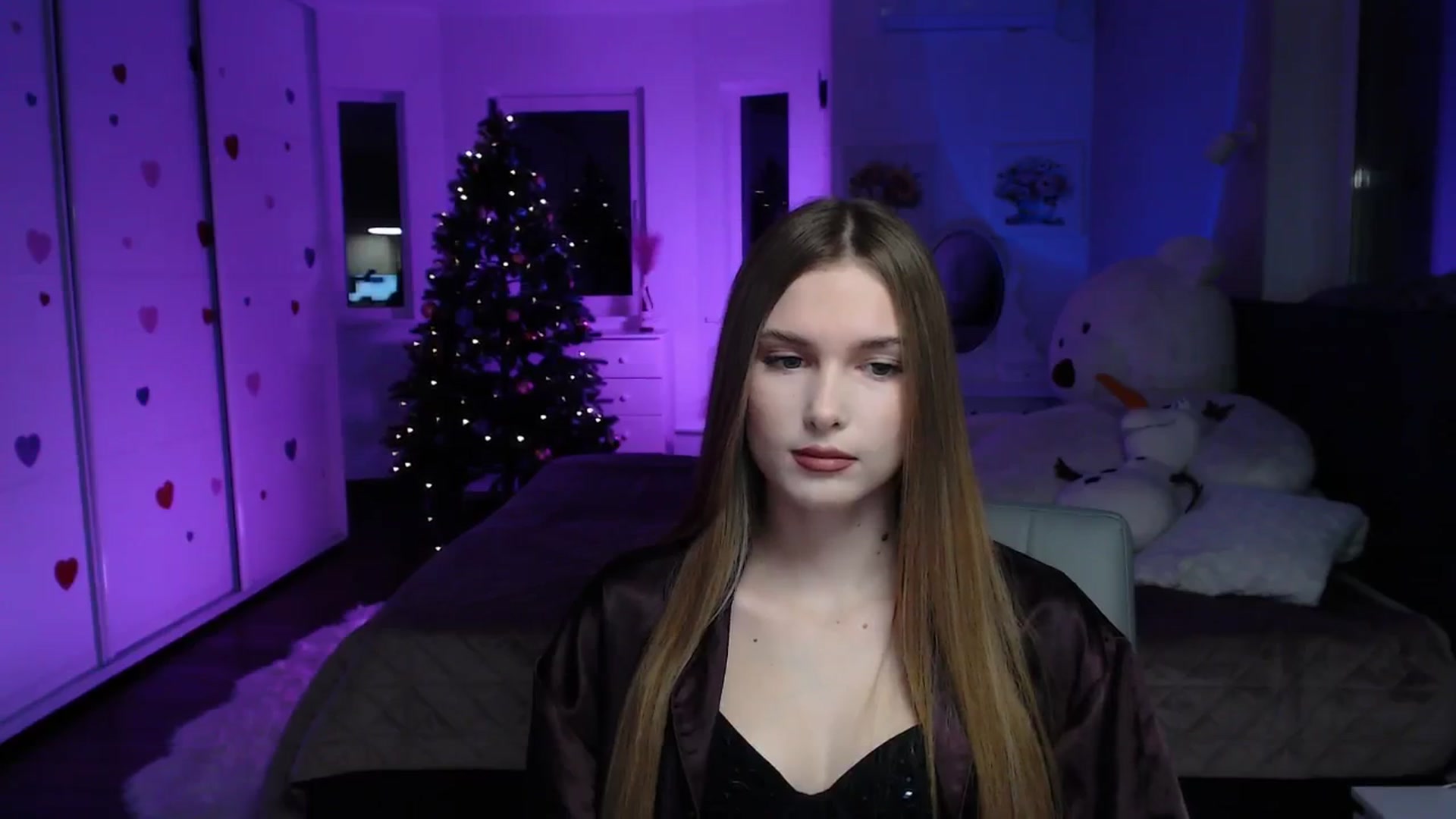 Gallery image thumbnail from Sirela's myfreecams stream on, 01/21/2026, 12:23 image 10 of 20