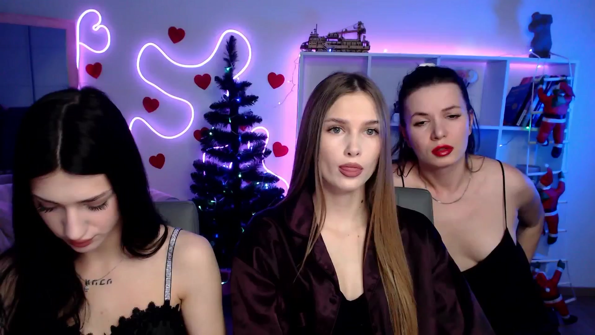 Gallery image thumbnail from Sirela's myfreecams stream on, 01/21/2026, 12:57 image 18 of 20