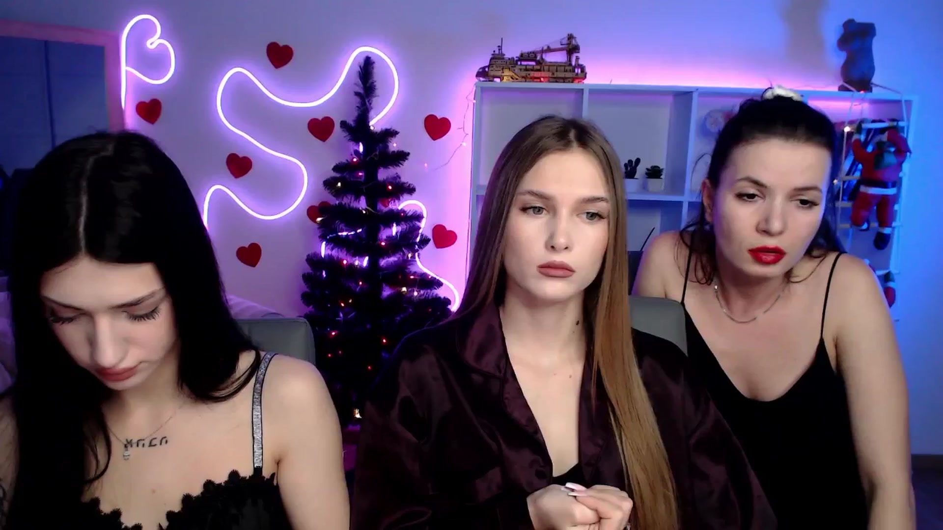Gallery image thumbnail from Sirela's myfreecams stream on, 01/21/2026, 12:57 image 19 of 20