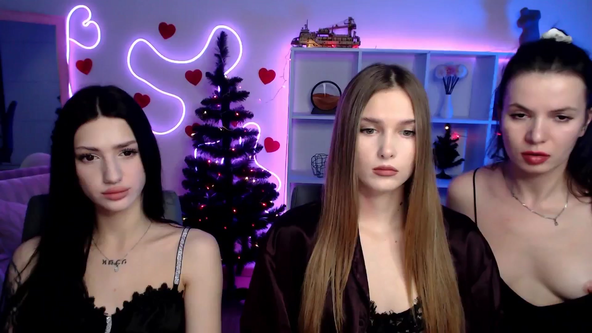 Gallery image thumbnail from Sirela's myfreecams stream on, 01/21/2026, 15:21 image 3 of 20