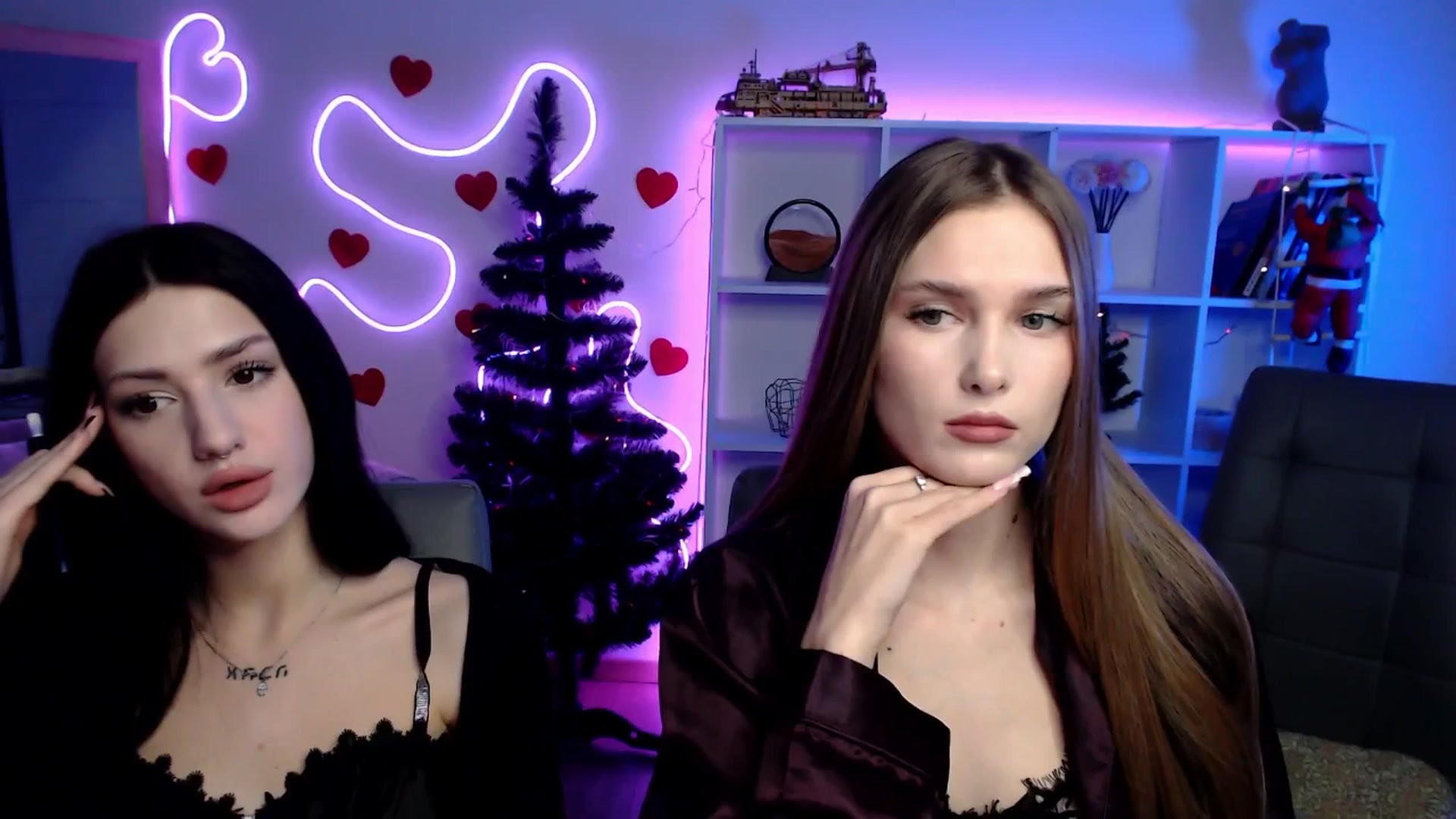 Gallery image thumbnail from Sirela's myfreecams stream on, 01/21/2026, 15:21 image 11 of 20
