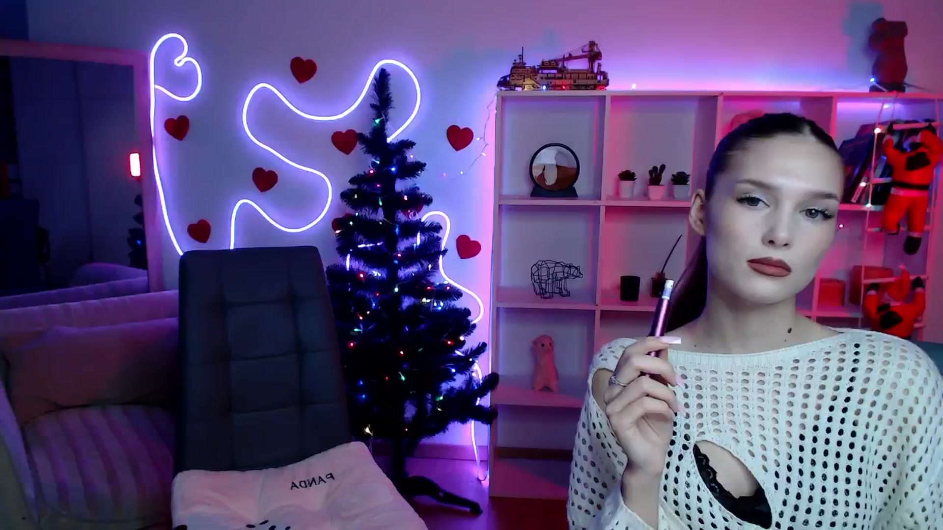 Gallery image thumbnail from Sirela's myfreecams stream on, 01/25/2026, 11:29 image 17 of 20