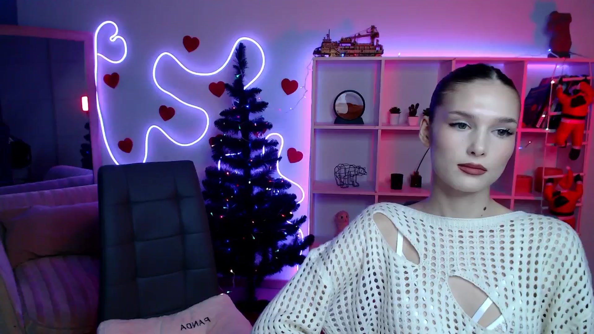 Gallery image thumbnail from Sirela's myfreecams stream on, 01/25/2026, 13:56 image 2 of 20