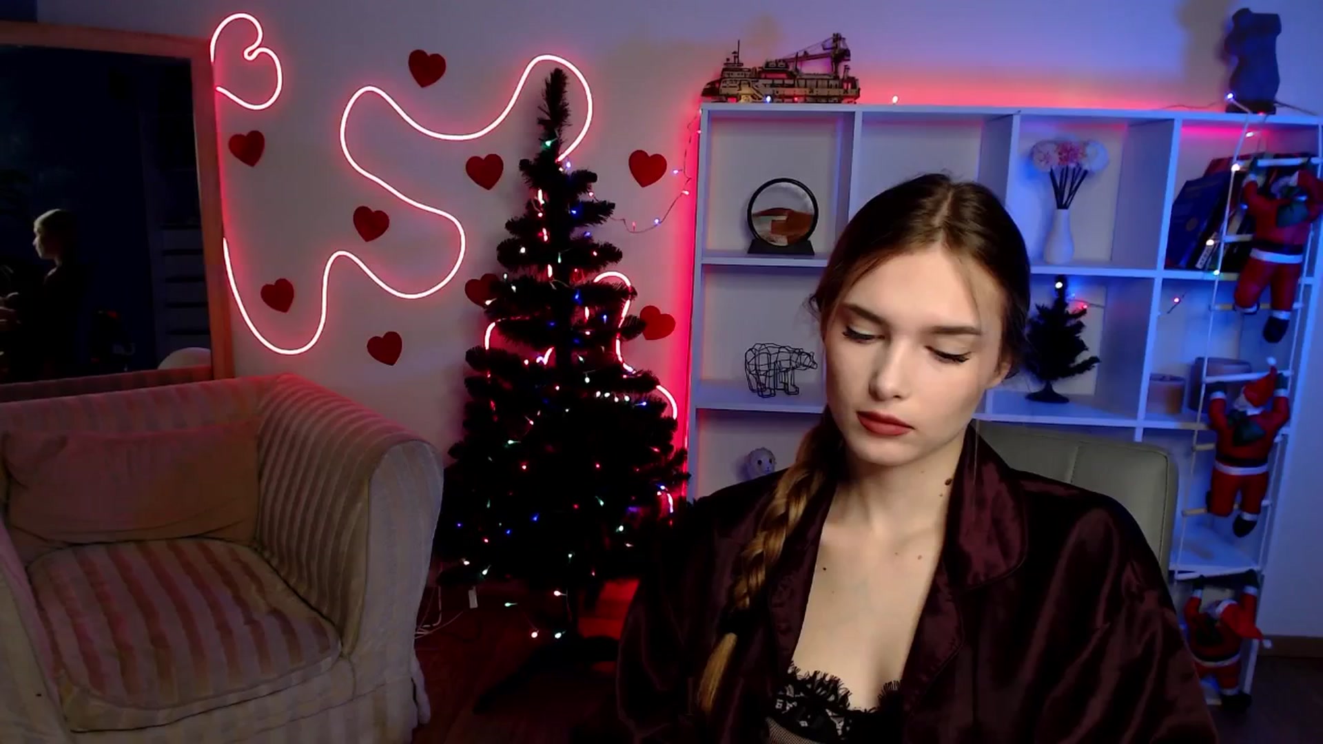 Gallery image thumbnail from Sirela's myfreecams stream on, 01/28/2026, 11:00 image 11 of 20