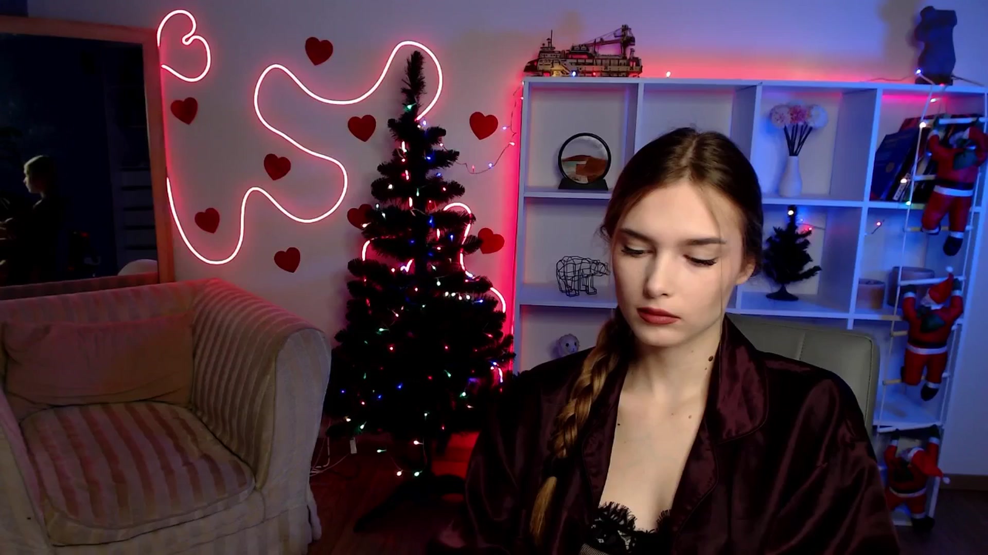 Gallery image thumbnail from Sirela's myfreecams stream on, 01/28/2026, 11:00 image 14 of 20