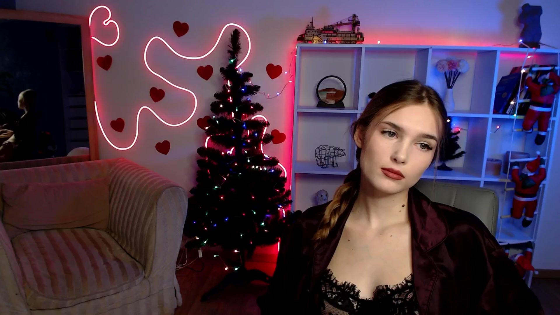 Gallery image thumbnail from Sirela's myfreecams stream on, 01/28/2026, 11:00 image 19 of 20