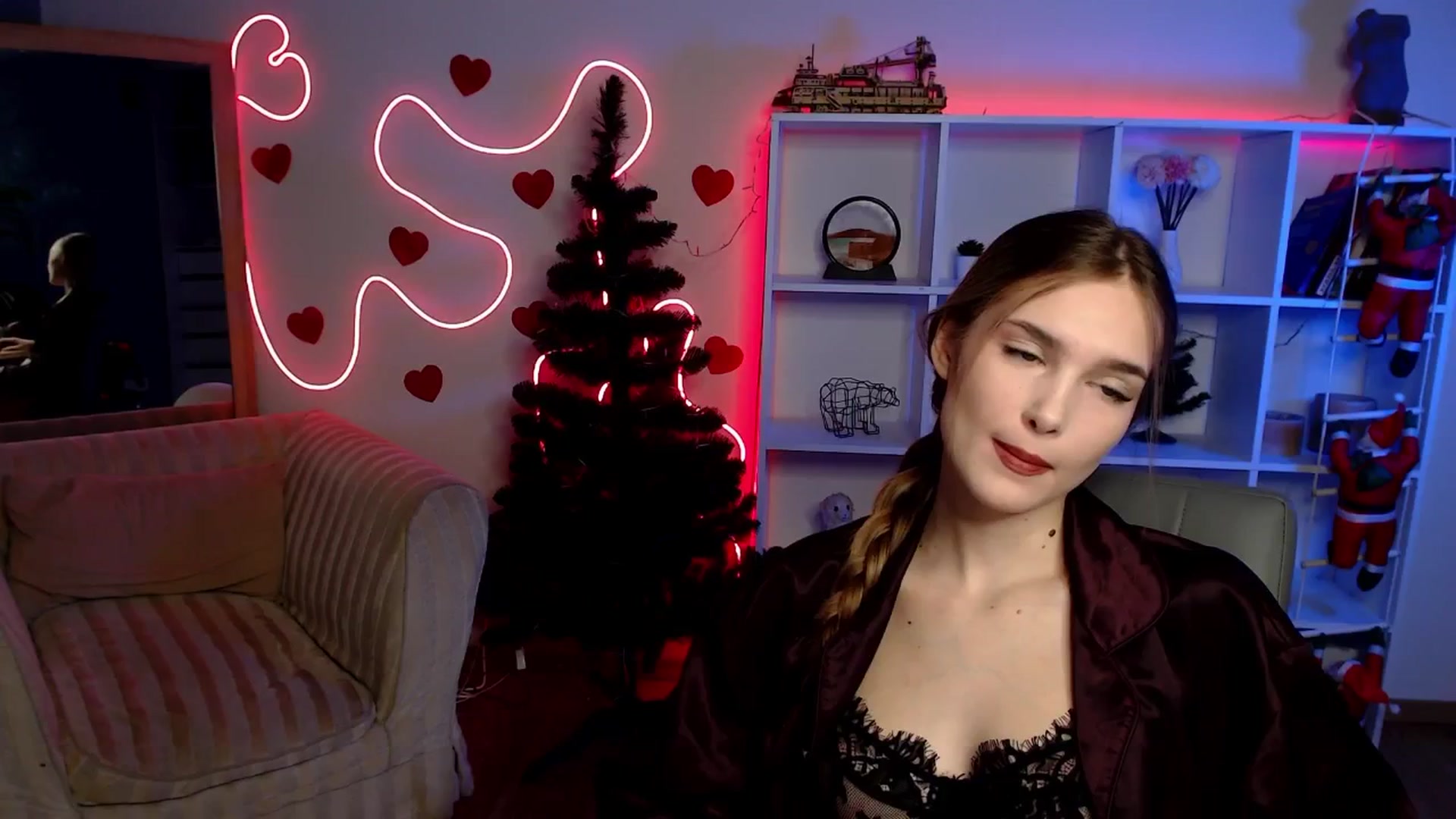 Gallery image thumbnail from Sirela's myfreecams stream on, 01/28/2026, 11:00 image 18 of 20