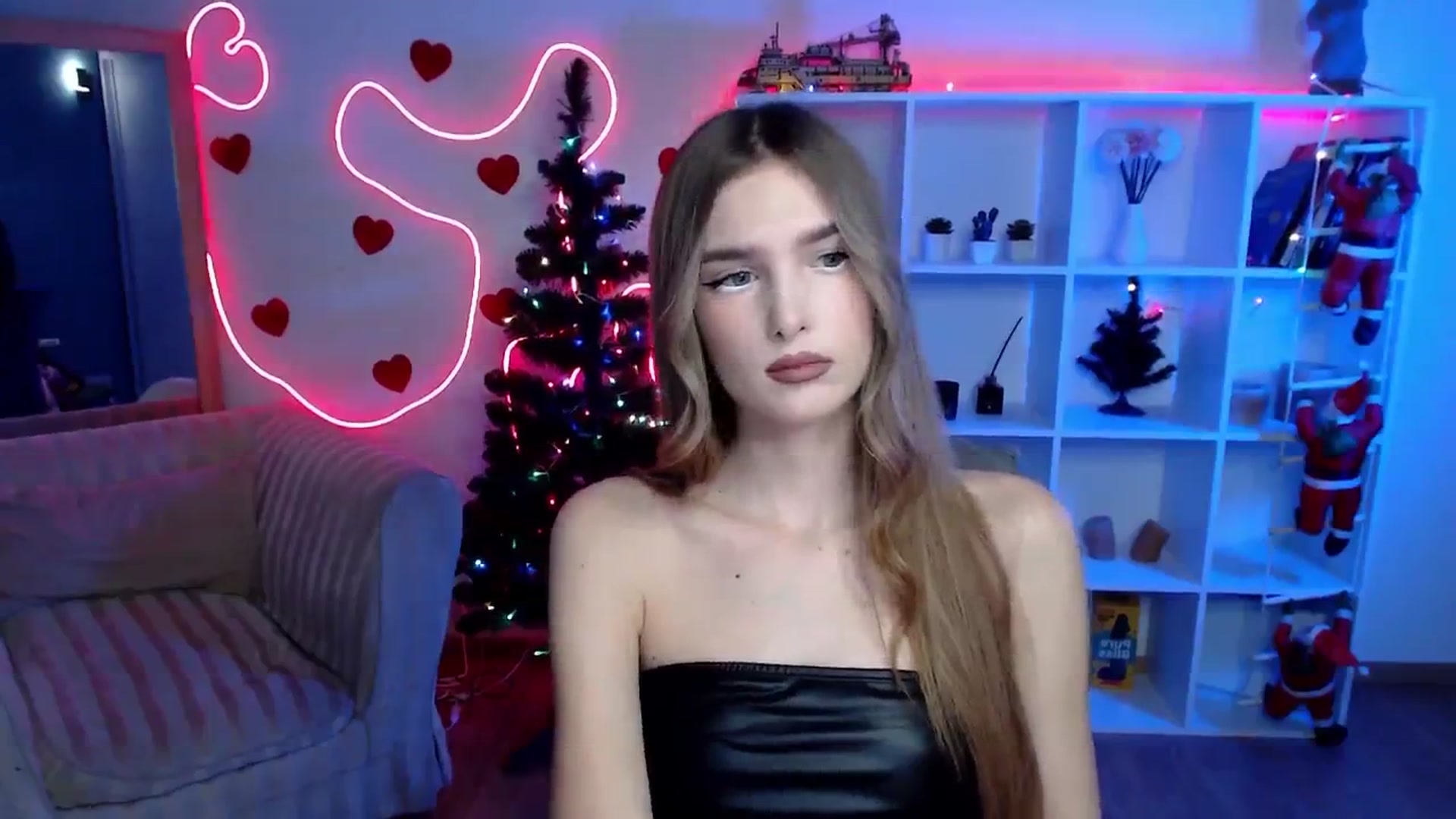 Gallery image thumbnail from Sirela's myfreecams stream on, 01/30/2026, 12:03 image 17 of 20