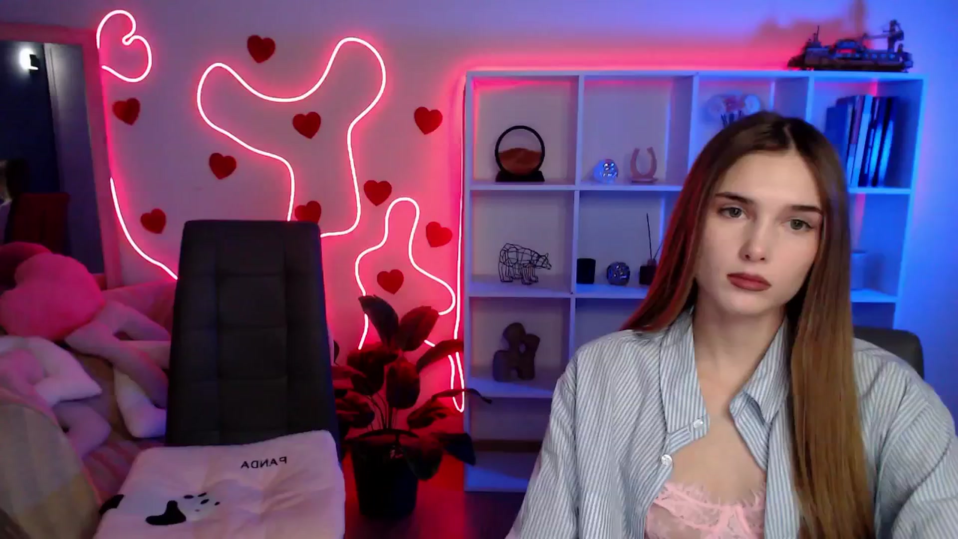 Gallery image thumbnail from Sirela's myfreecams stream on, 02/05/2026, 13:47 image 20 of 20