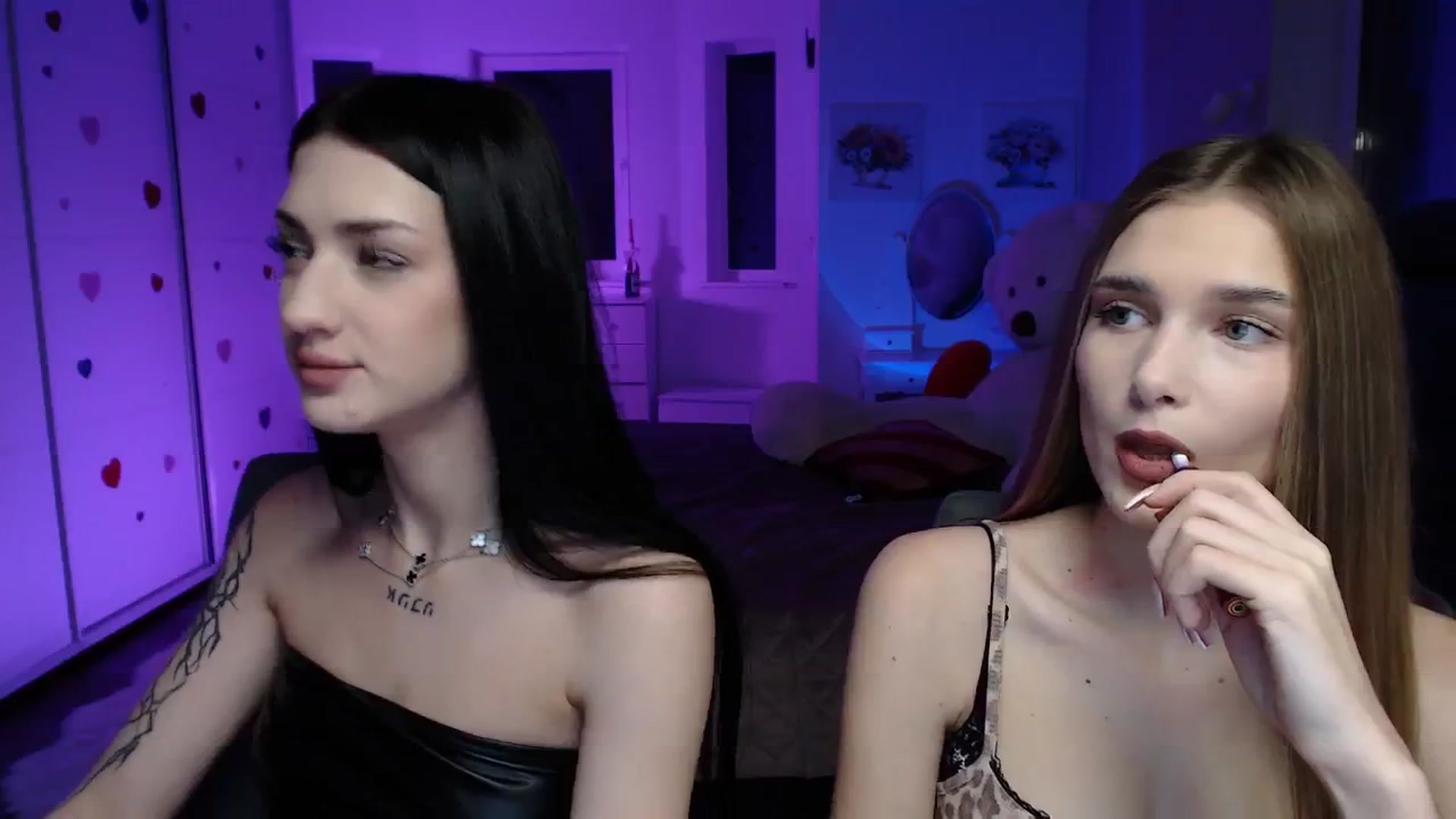 Gallery image thumbnail from Sirela's myfreecams stream on, 02/06/2026, 16:38 image 2 of 20