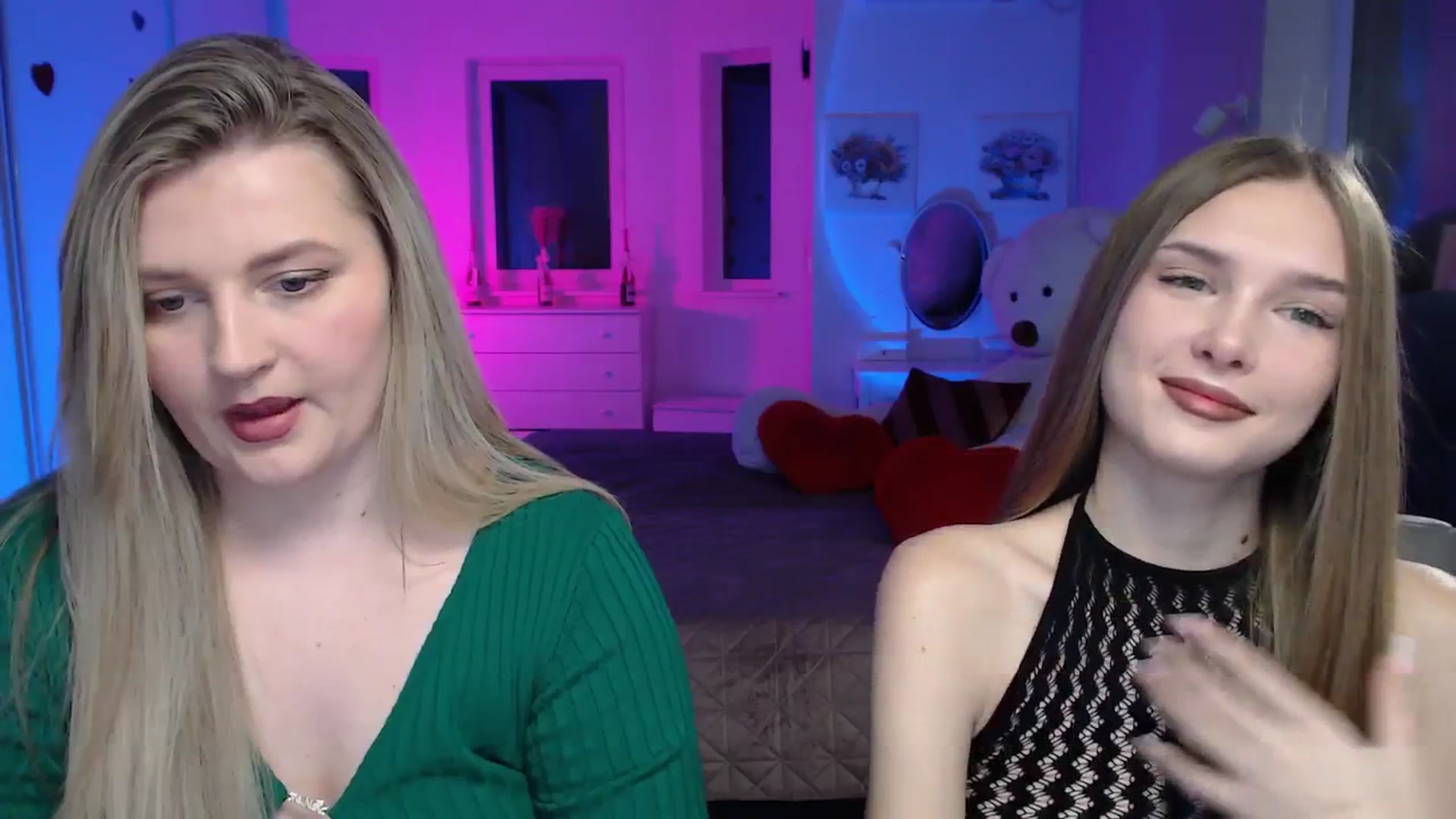 Gallery image thumbnail from Sirela's myfreecams stream on, 02/10/2026, 11:10 image 13 of 20