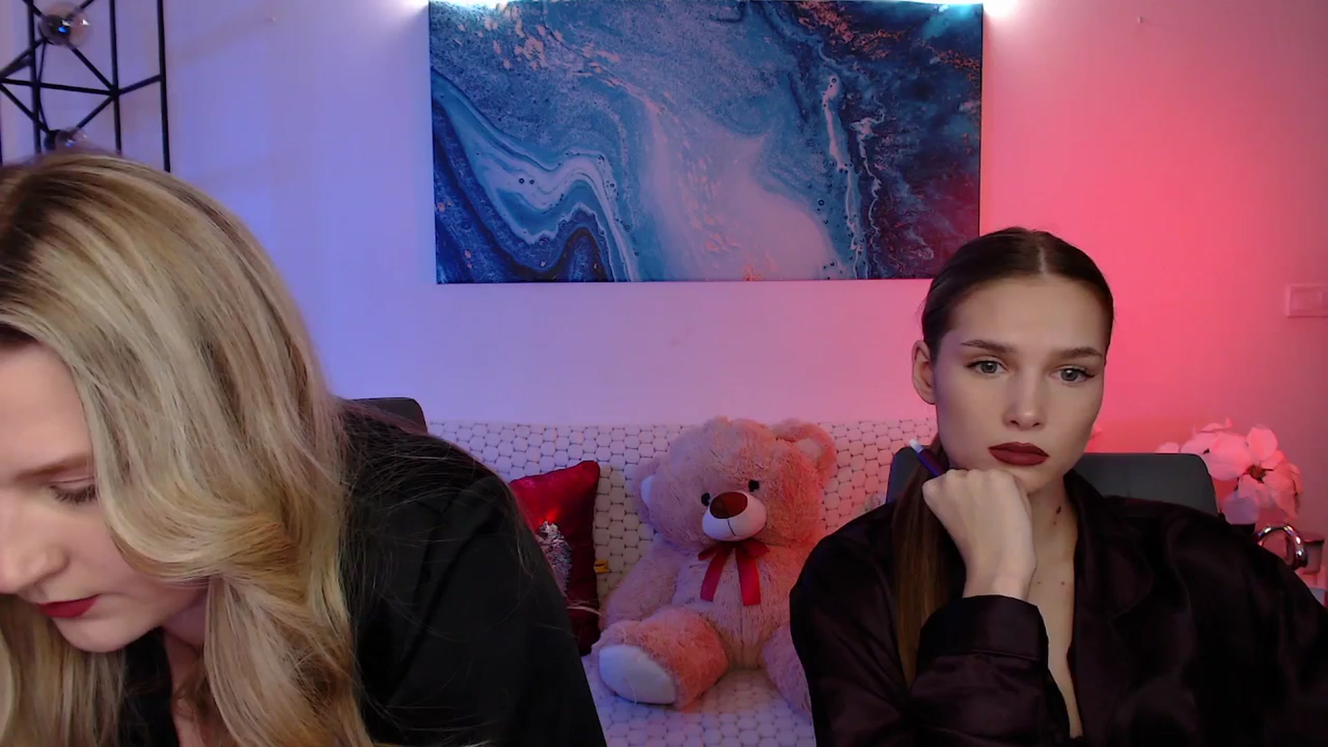 Gallery image thumbnail from Sirela's myfreecams stream on, 02/17/2026, 13:33 image 12 of 20