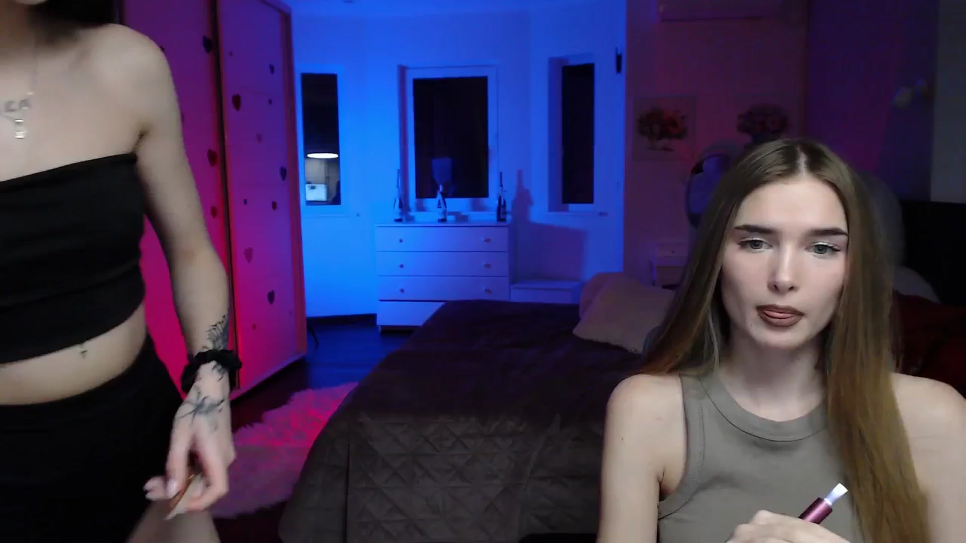 Gallery image thumbnail from Sirela's myfreecams stream on, 02/19/2026, 01:41 image 15 of 20