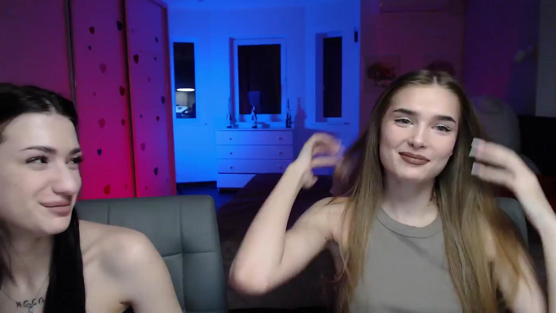 Gallery image thumbnail from Sirela's myfreecams stream on, 02/19/2026, 01:41 image 4 of 20