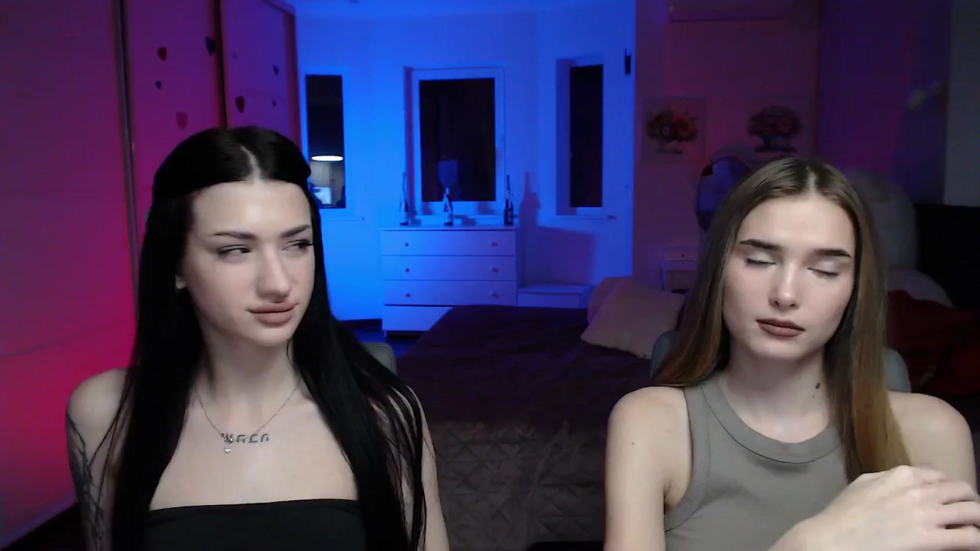 Gallery image thumbnail from Sirela's myfreecams stream on, 02/19/2026, 01:41 image 19 of 20