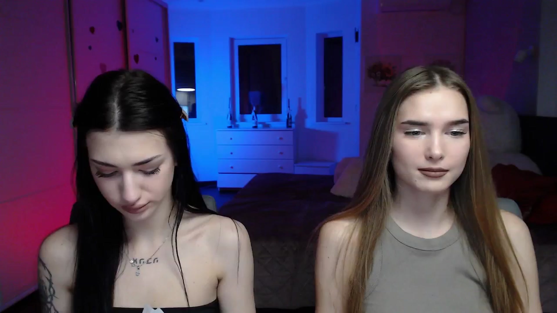 Gallery image thumbnail from Sirela's myfreecams stream on, 02/19/2026, 01:41 image 5 of 20