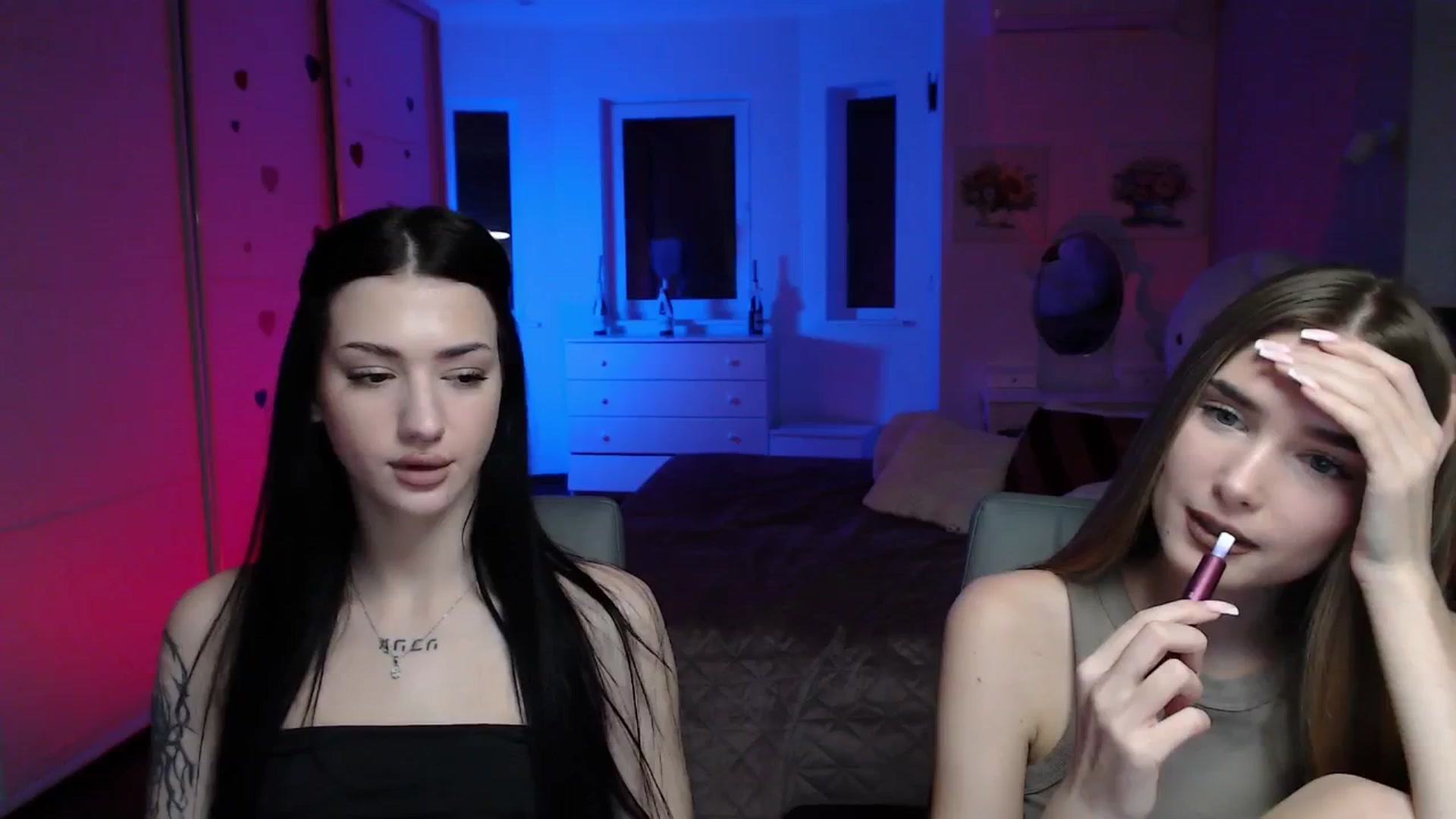 Gallery image thumbnail from Sirela's myfreecams stream on, 02/19/2026, 01:41 image 20 of 20