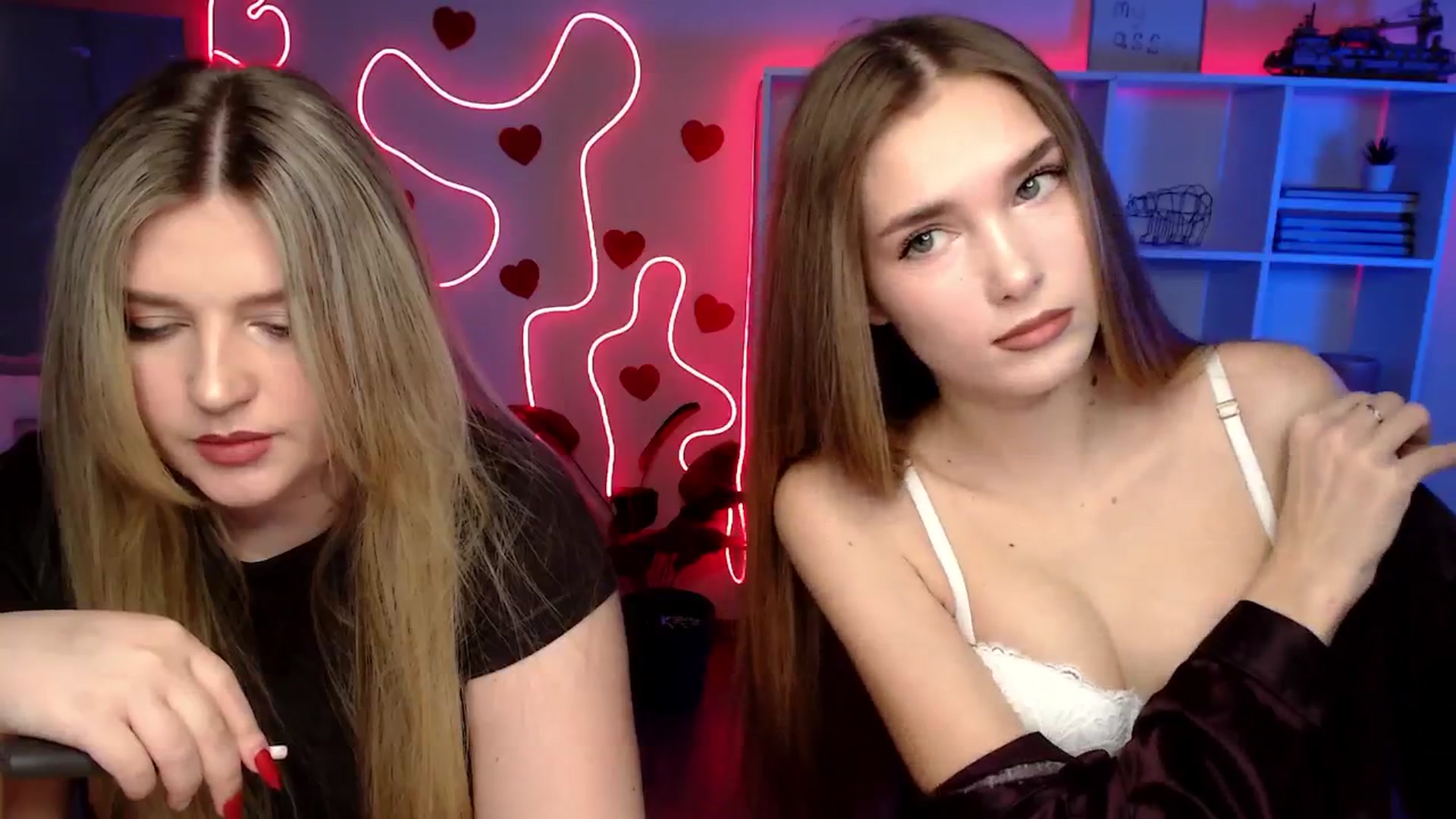 Gallery image thumbnail from Sirela's myfreecams stream on, 03/04/2026, 12:10 image 10 of 20