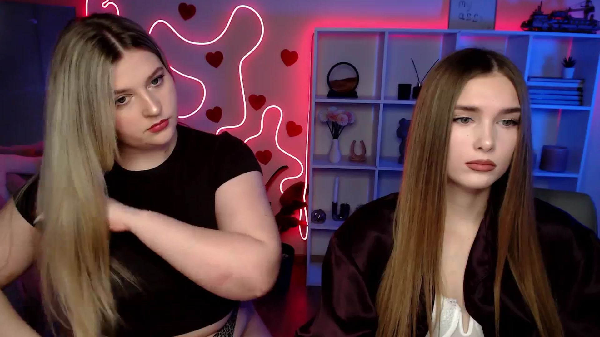 Gallery image thumbnail from Sirela's myfreecams stream on, 03/04/2026, 12:10 image 18 of 20