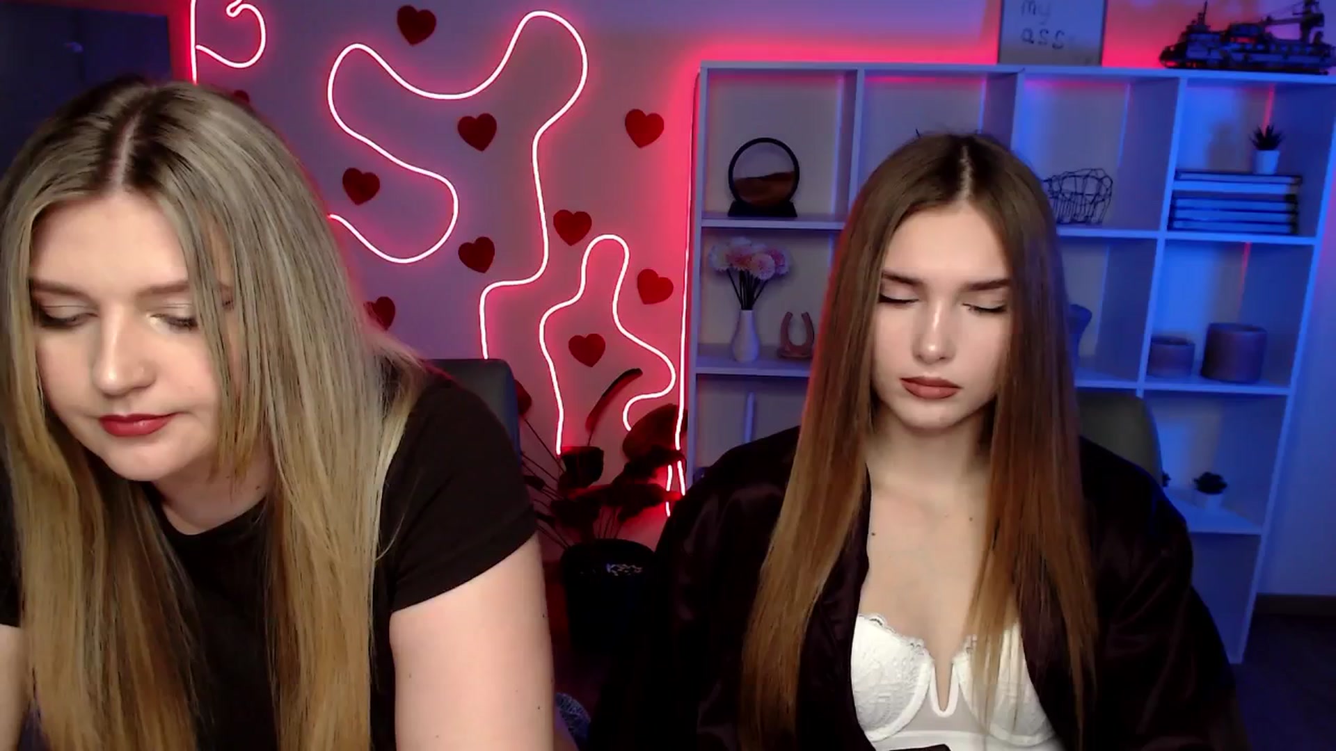 Gallery image thumbnail from Sirela's myfreecams stream on, 03/04/2026, 13:14 image 17 of 20