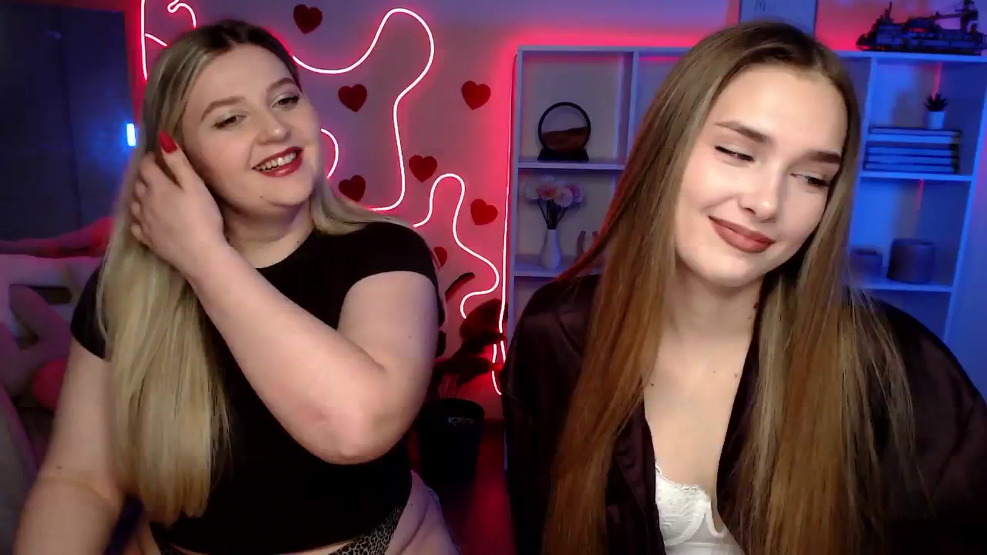 Gallery image thumbnail from Sirela's myfreecams stream on, 03/04/2026, 14:59 image 5 of 20