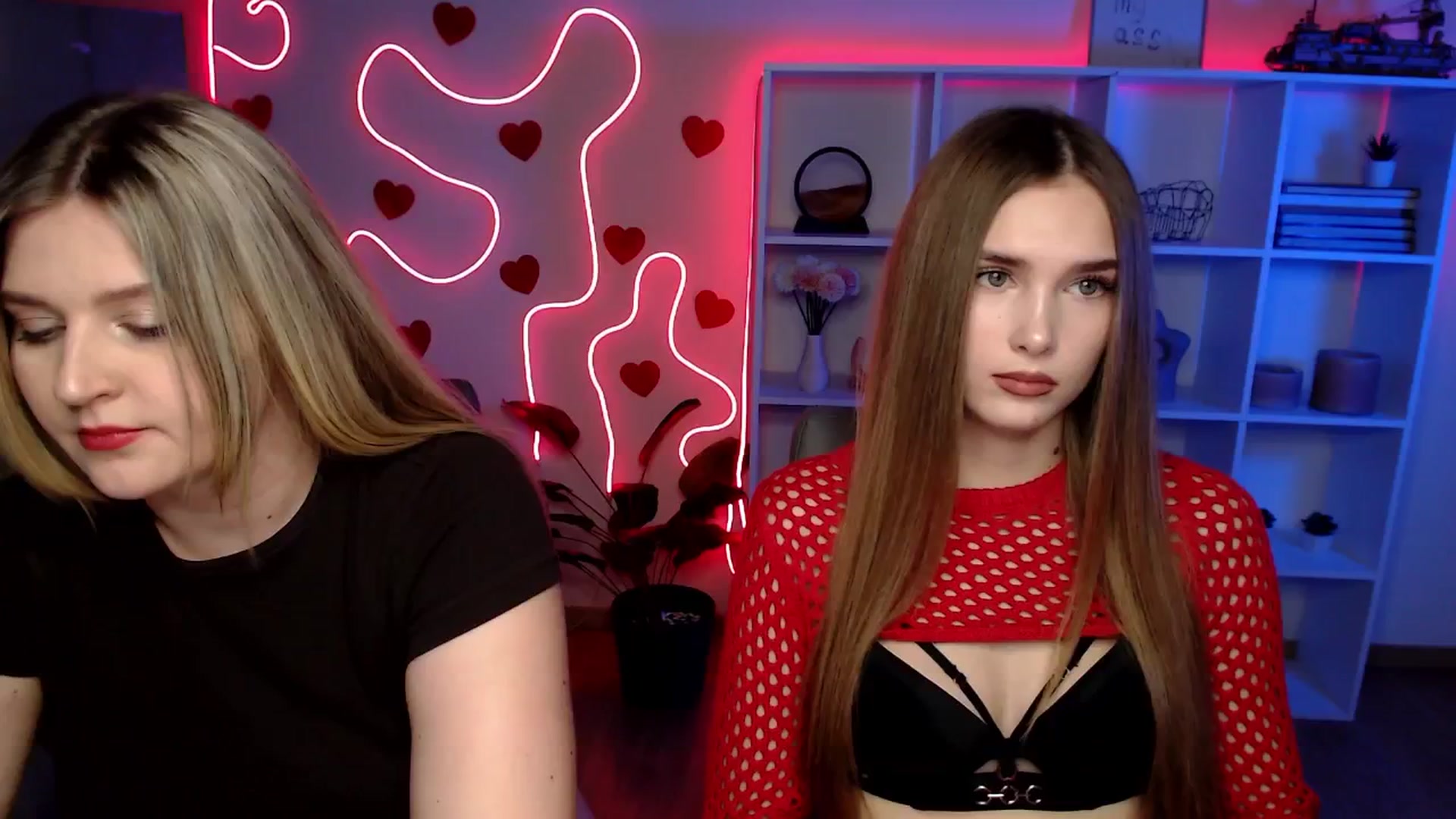 Gallery image thumbnail from Sirela's myfreecams stream on, 03/04/2026, 14:59 image 14 of 20