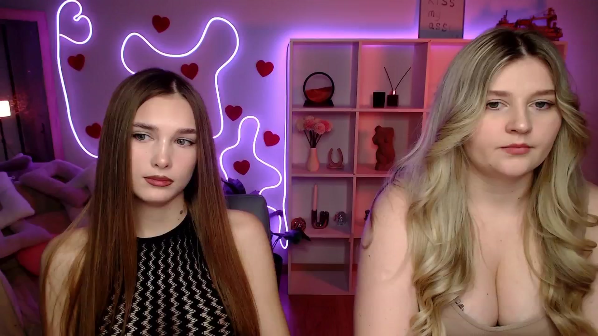 Gallery image thumbnail from Sirela's myfreecams stream on, 03/06/2026, 11:11 image 12 of 20