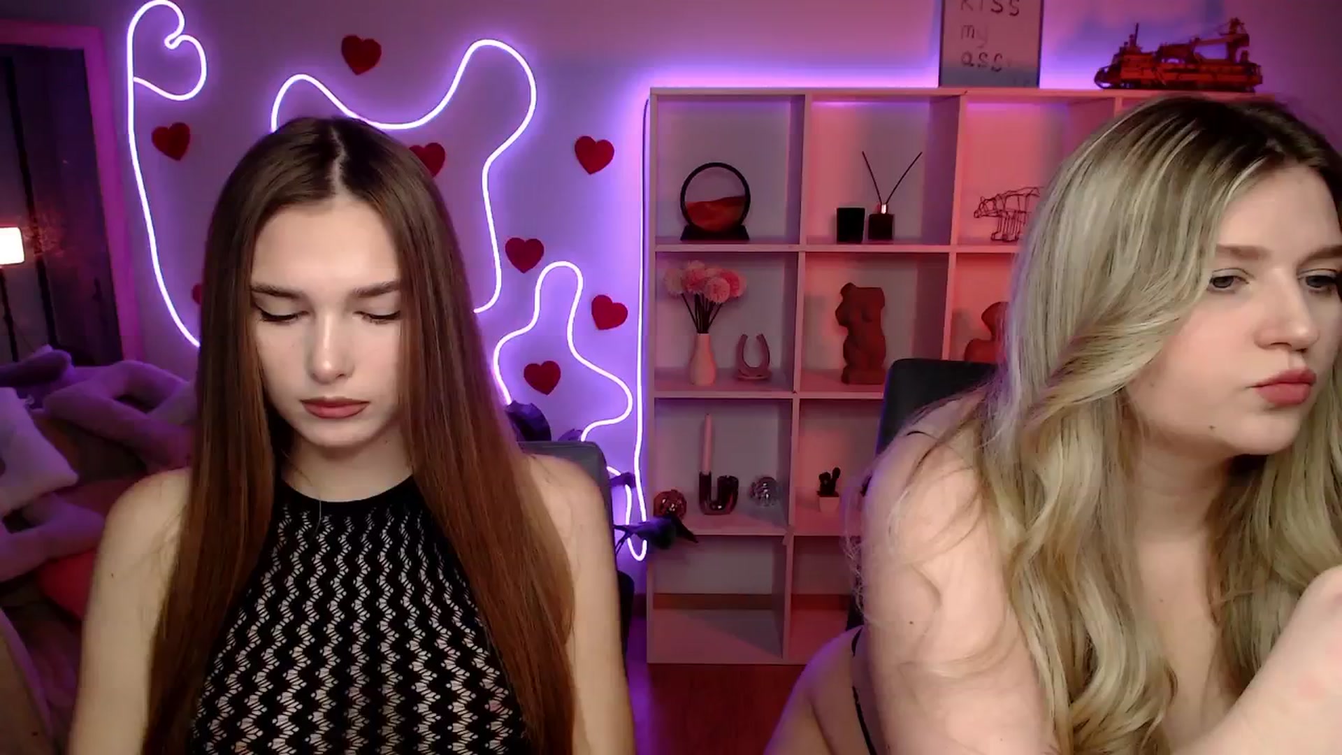 Gallery image thumbnail from Sirela's myfreecams stream on, 03/06/2026, 11:11 image 5 of 20