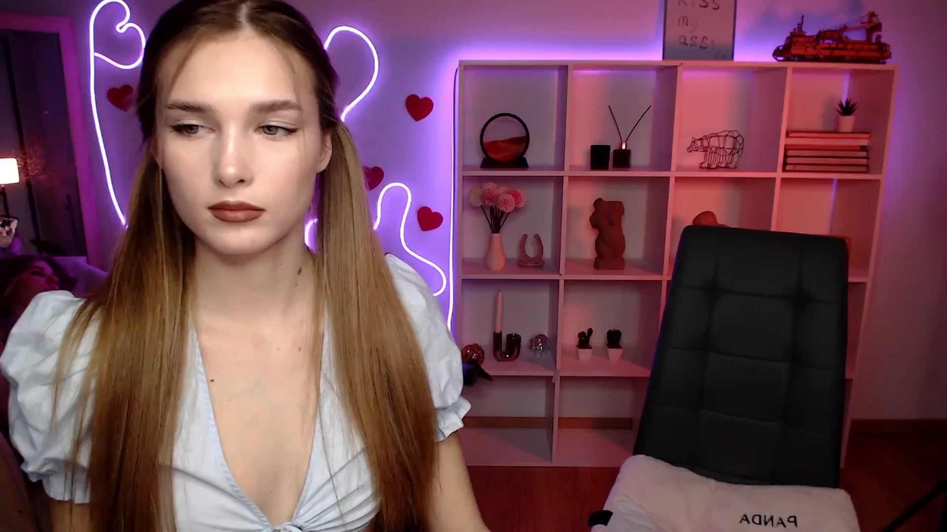 Gallery image thumbnail from Sirela's myfreecams stream on, 03/06/2026, 13:29 image 16 of 20