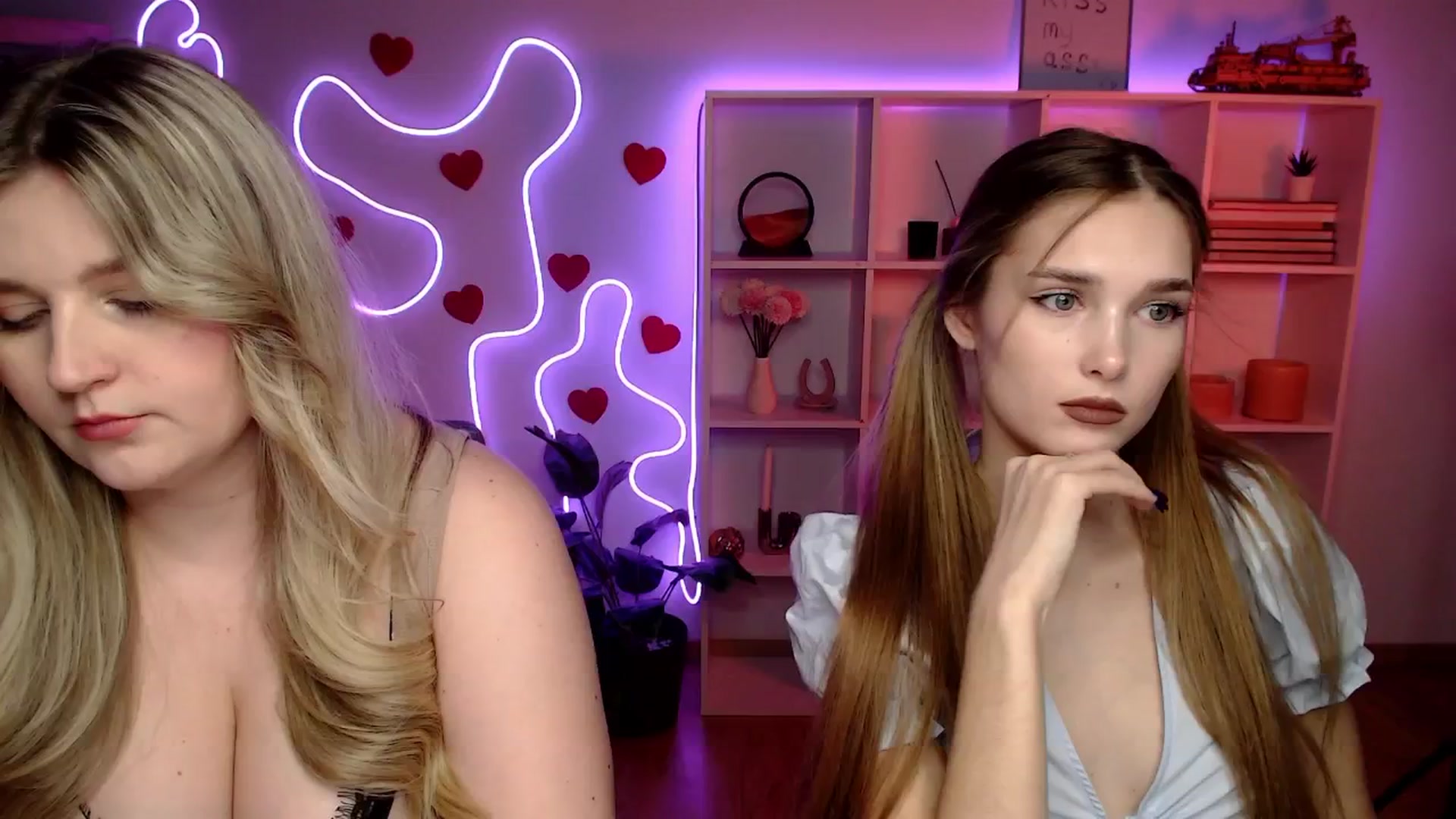 Gallery image thumbnail from Sirela's myfreecams stream on, 03/06/2026, 14:34 image 16 of 20