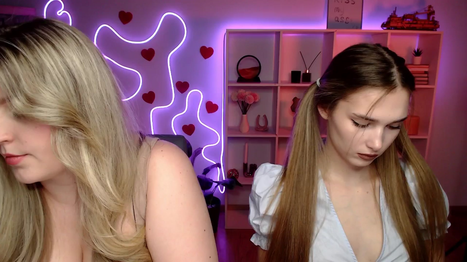 Gallery image thumbnail from Sirela's myfreecams stream on, 03/06/2026, 14:34 image 11 of 20