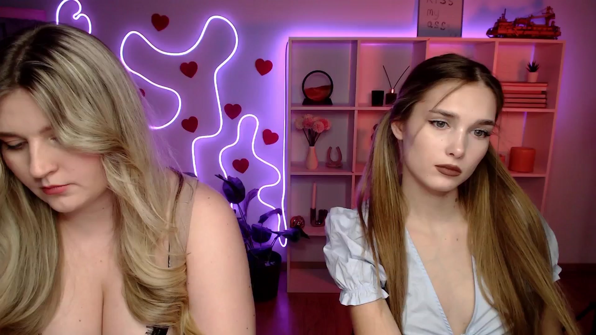 Gallery image thumbnail from Sirela's myfreecams stream on, 03/06/2026, 14:34 image 17 of 20