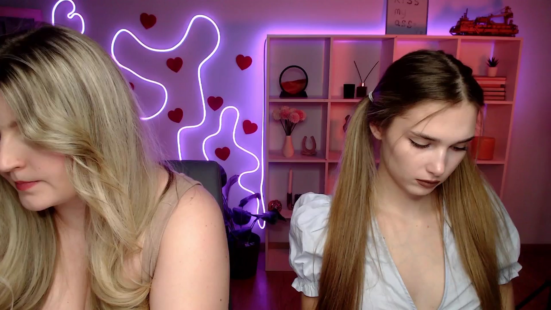 Gallery image thumbnail from Sirela's myfreecams stream on, 03/06/2026, 14:34 image 5 of 20