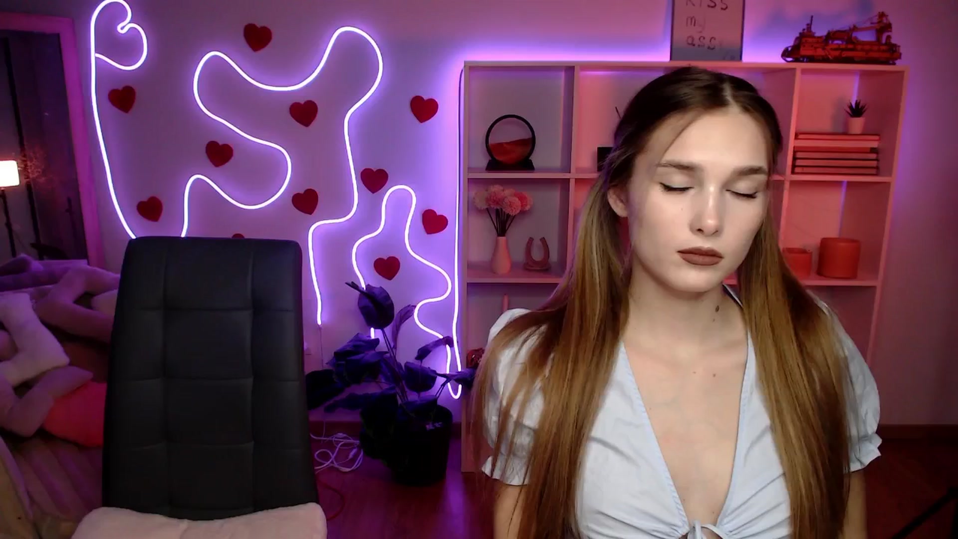 Gallery image thumbnail from Sirela's myfreecams stream on, 03/06/2026, 16:09 image 1 of 20