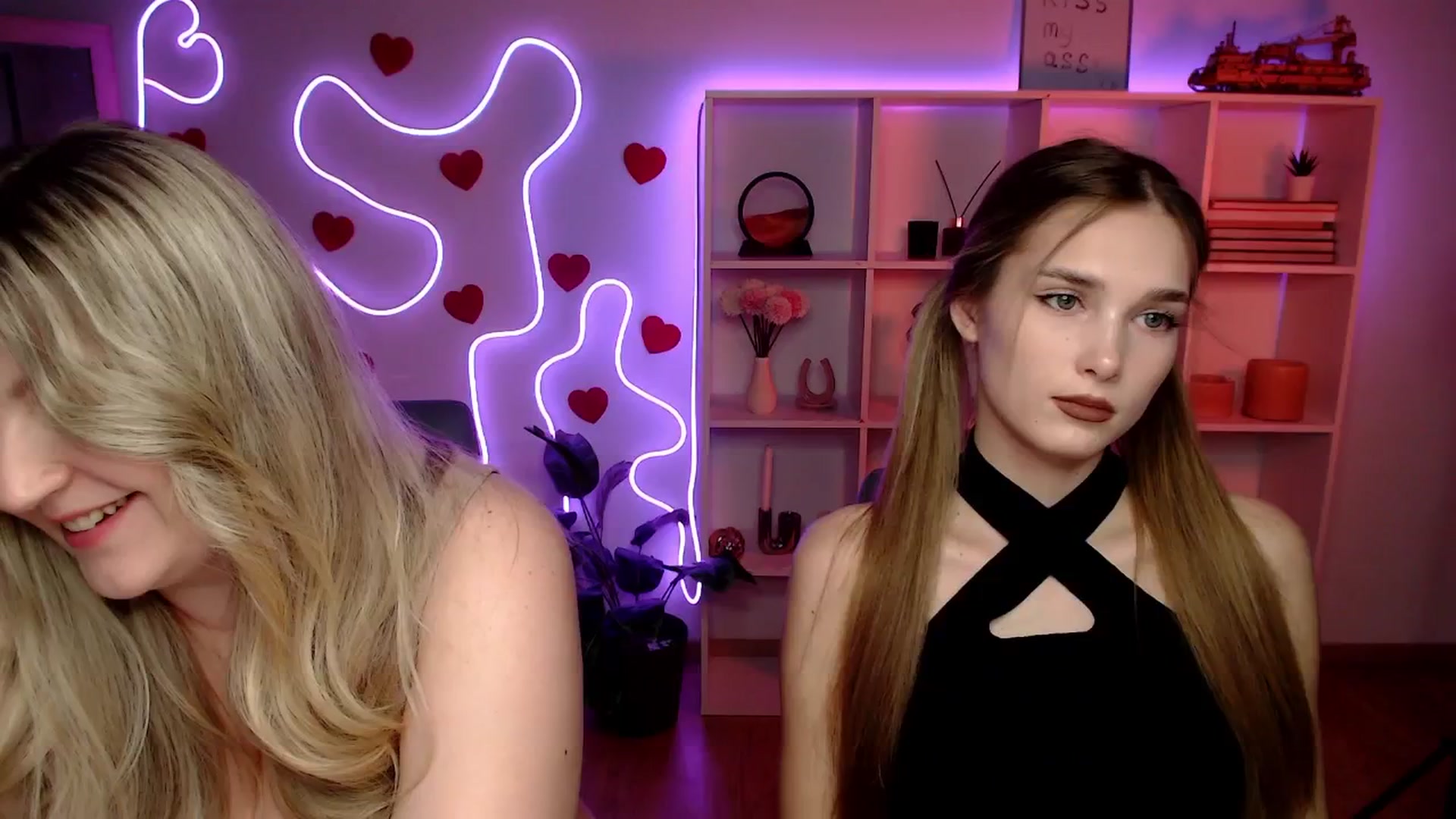 Gallery image thumbnail from Sirela's myfreecams stream on, 03/06/2026, 16:09 image 17 of 20