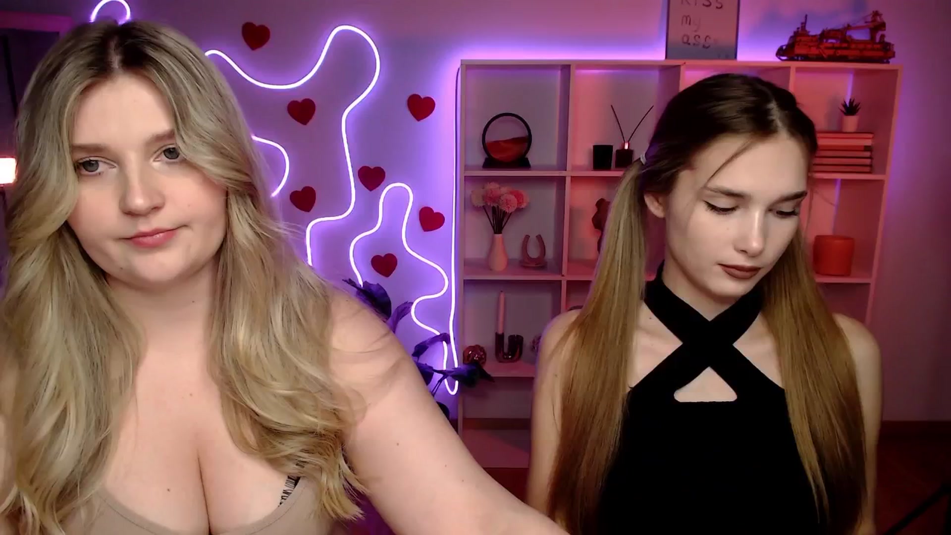Gallery image thumbnail from Sirela's myfreecams stream on, 03/06/2026, 16:09 image 13 of 20
