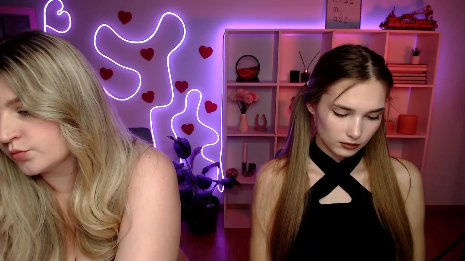 Gallery image thumbnail from Sirela's myfreecams stream on, 03/06/2026, 16:09 image 16 of 20