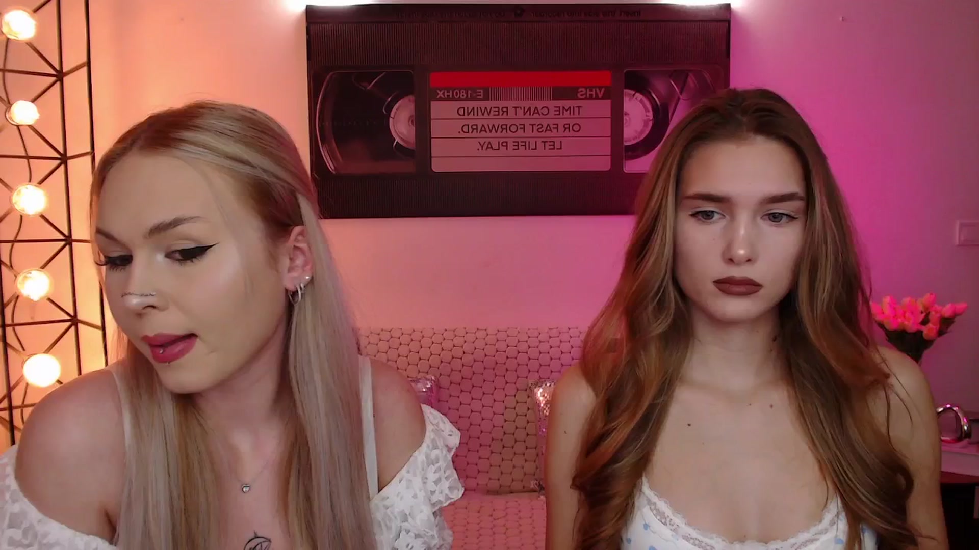 Gallery image thumbnail from Sirela's myfreecams stream on, 03/12/2026, 11:53 image 17 of 20