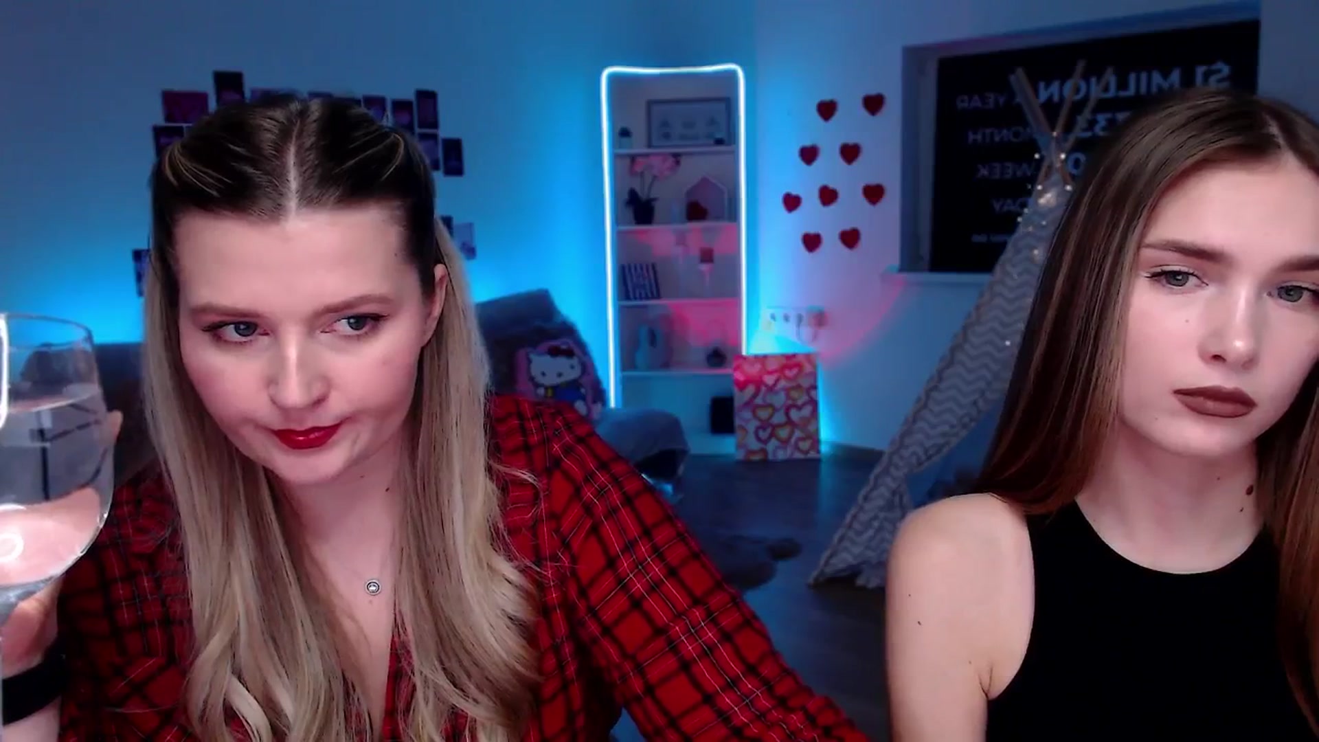 Gallery image thumbnail from Sirela's myfreecams stream on, 03/17/2026, 12:53 image 12 of 20
