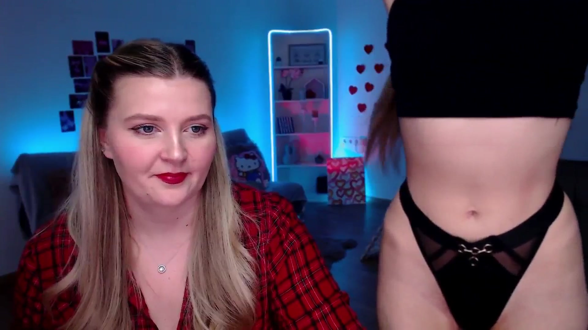 Gallery image thumbnail from Sirela's myfreecams stream on, 03/17/2026, 12:53 image 2 of 20
