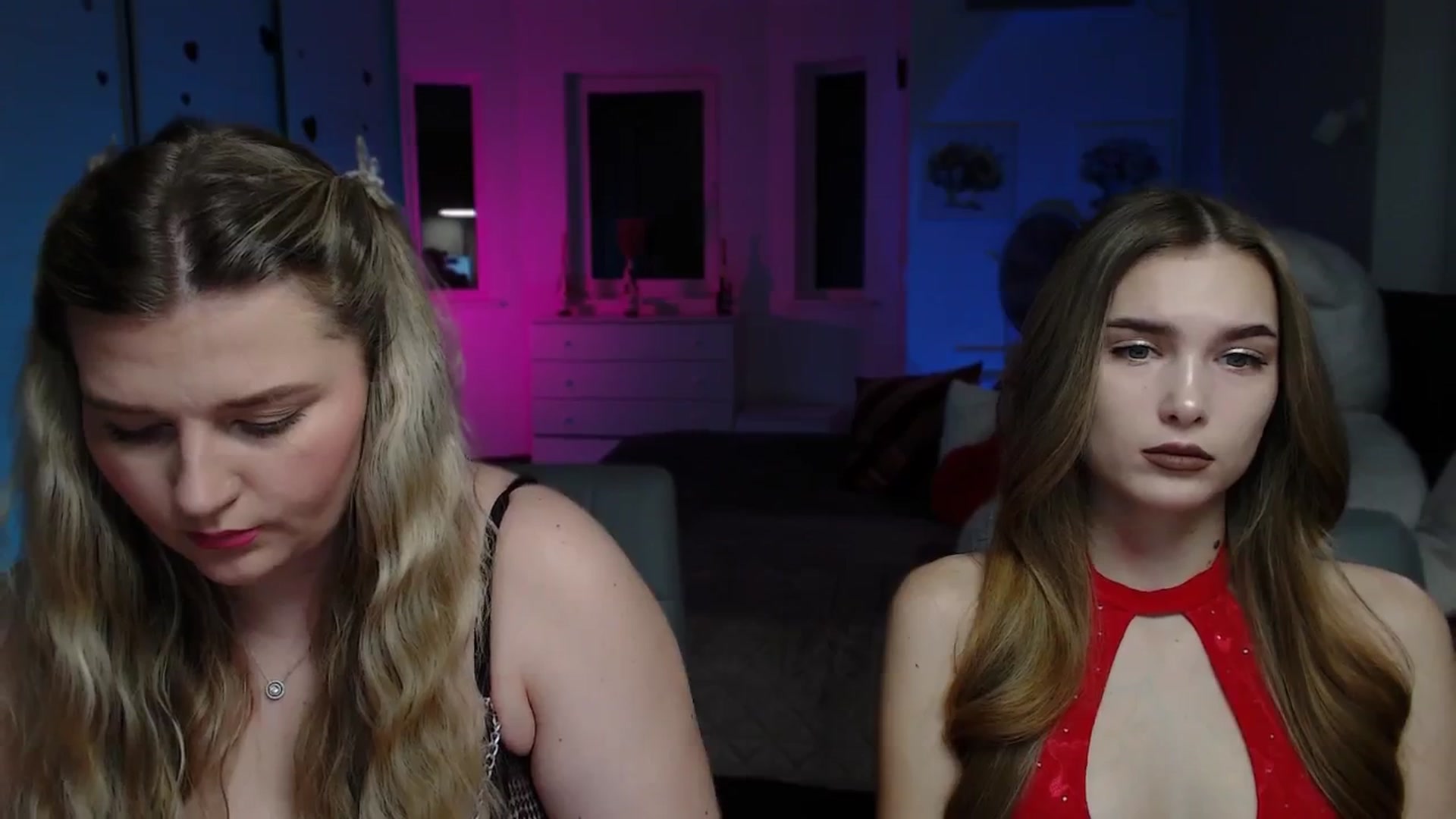 Gallery image thumbnail from Sirela's myfreecams stream on, 03/18/2026, 11:27 image 7 of 20