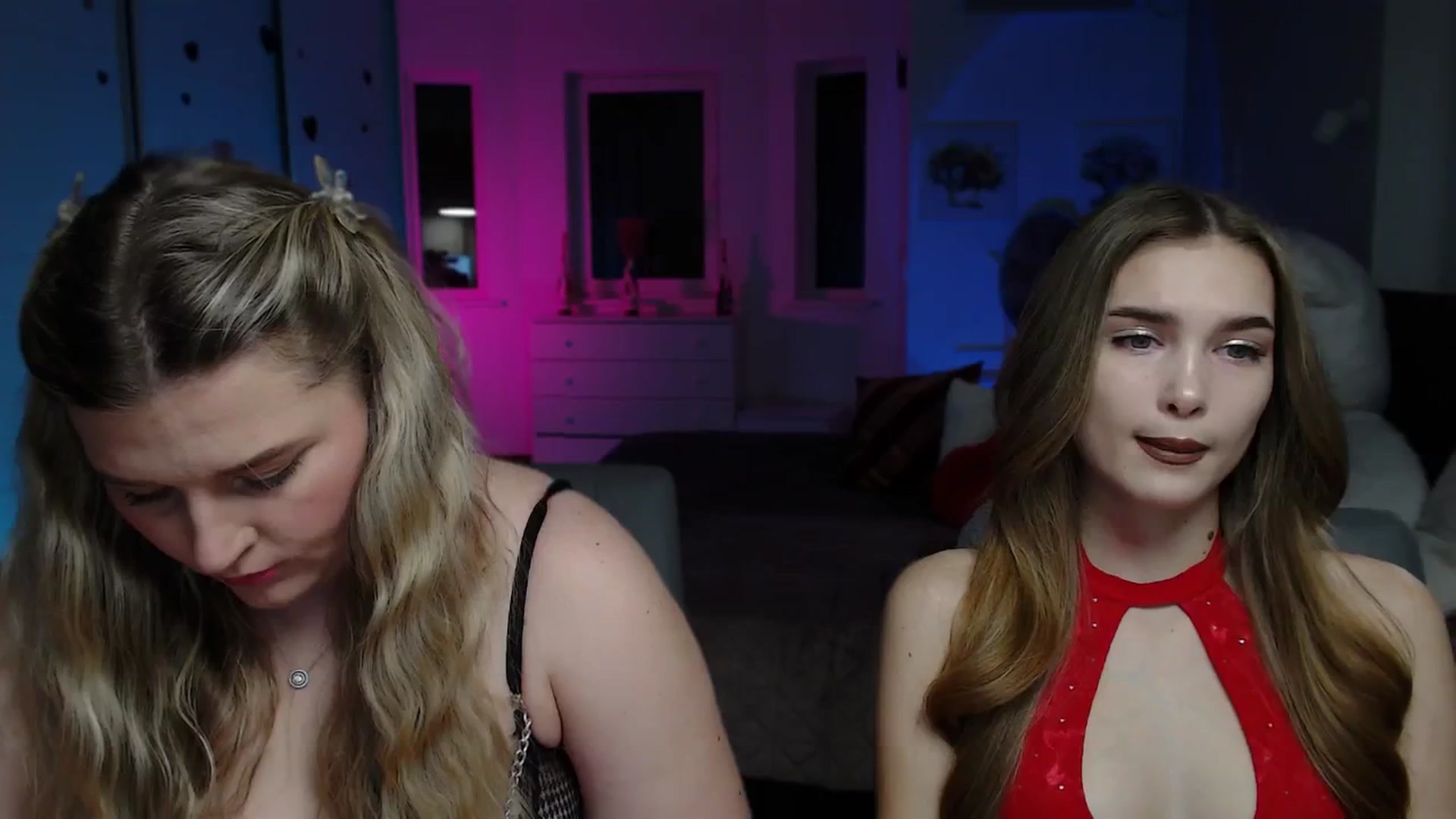 Gallery image thumbnail from Sirela's myfreecams stream on, 03/18/2026, 11:27 image 6 of 20